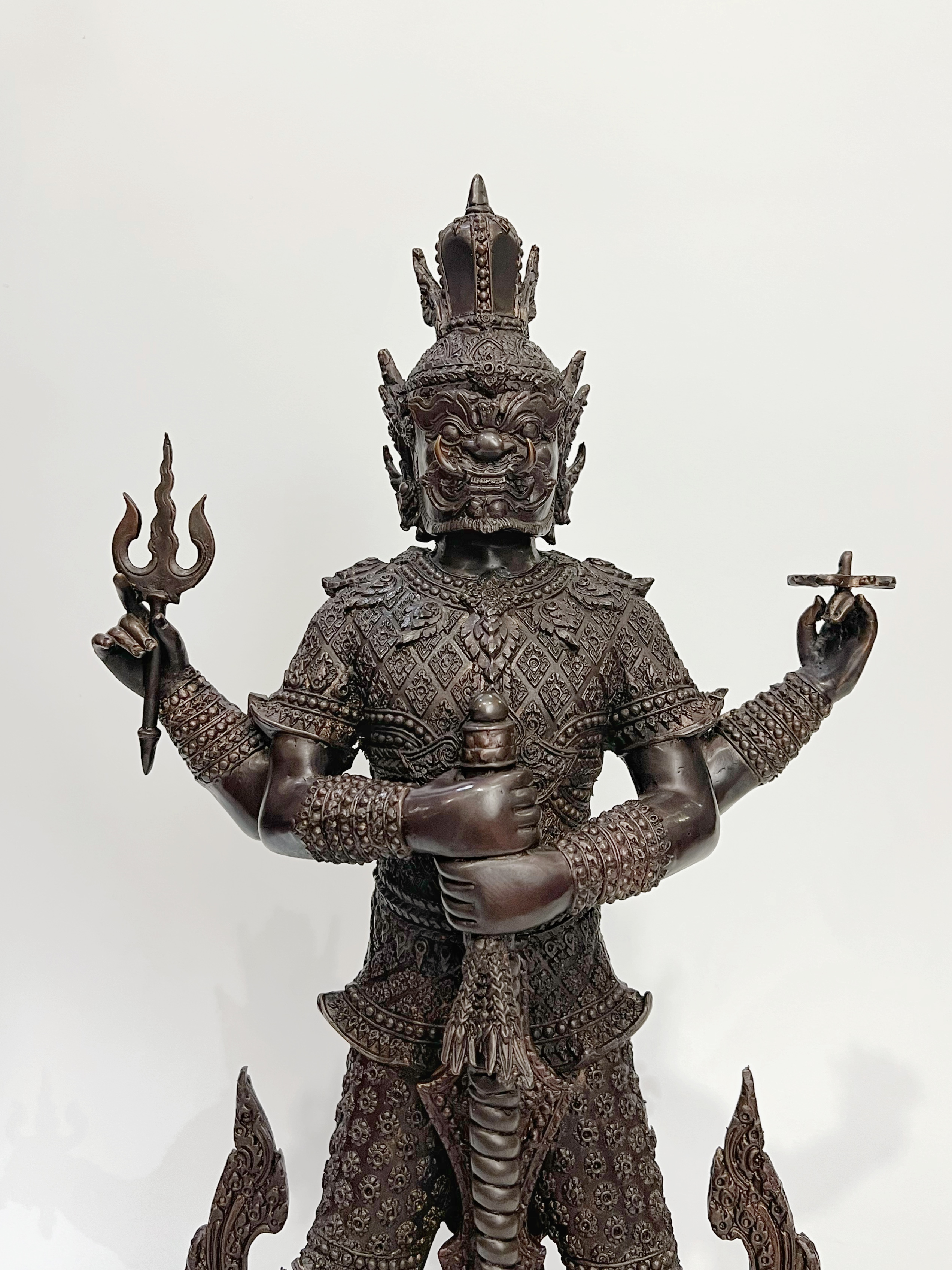 ท้าวเวสสุวรรณ หน้าตัก 9 นิ้ว