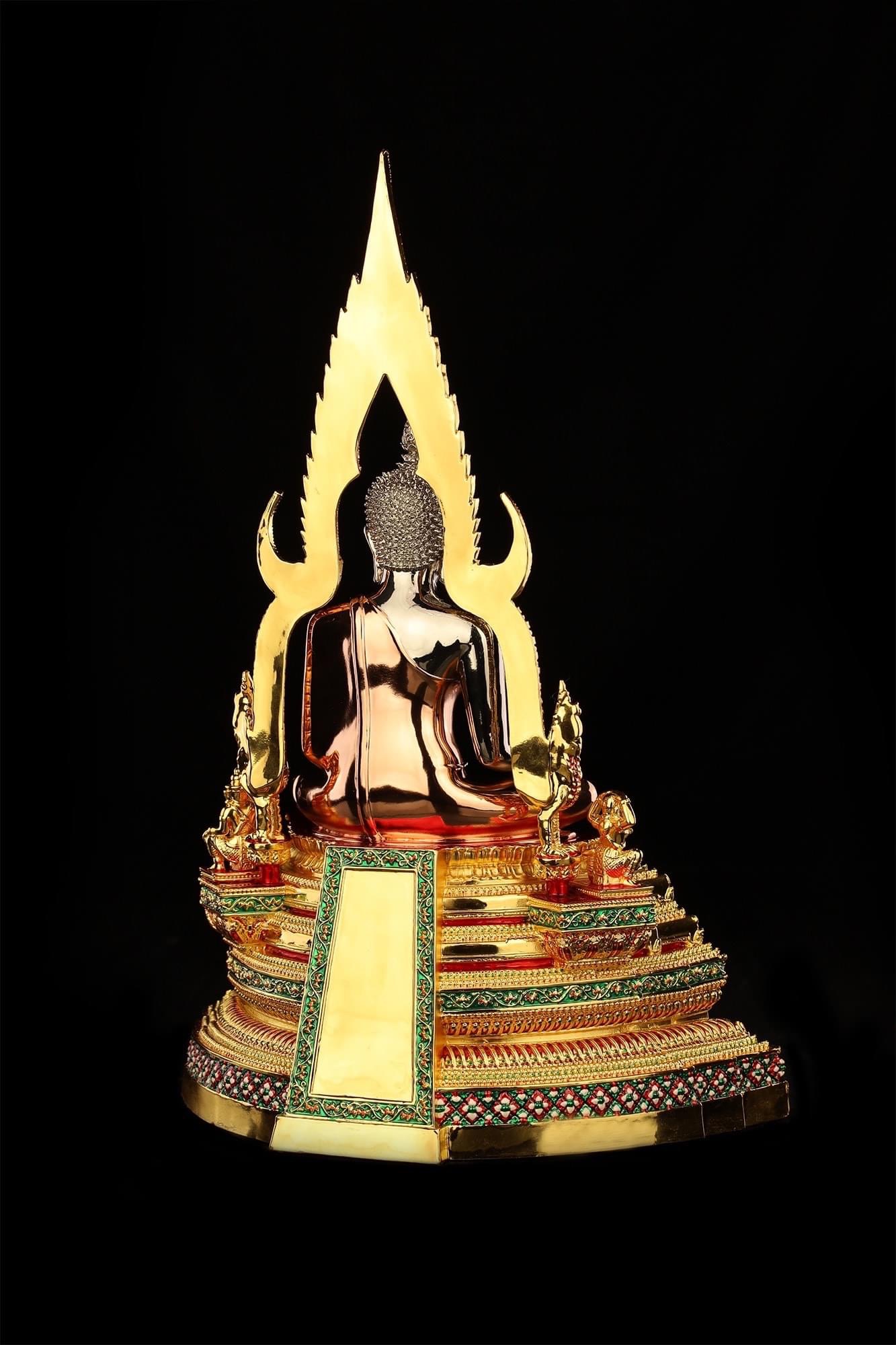 ปิด : ผลงาน องค์พระพุทธชินราช "ราชันย์สยาม"