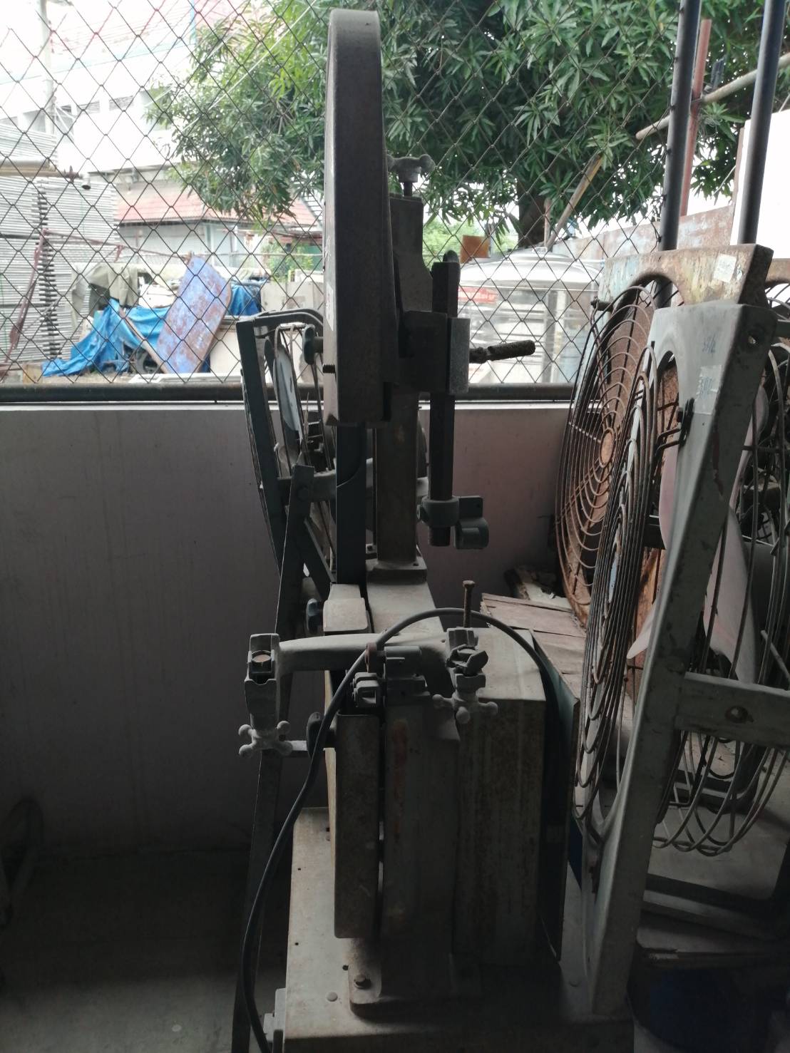 เลื่อยโค้งไม้