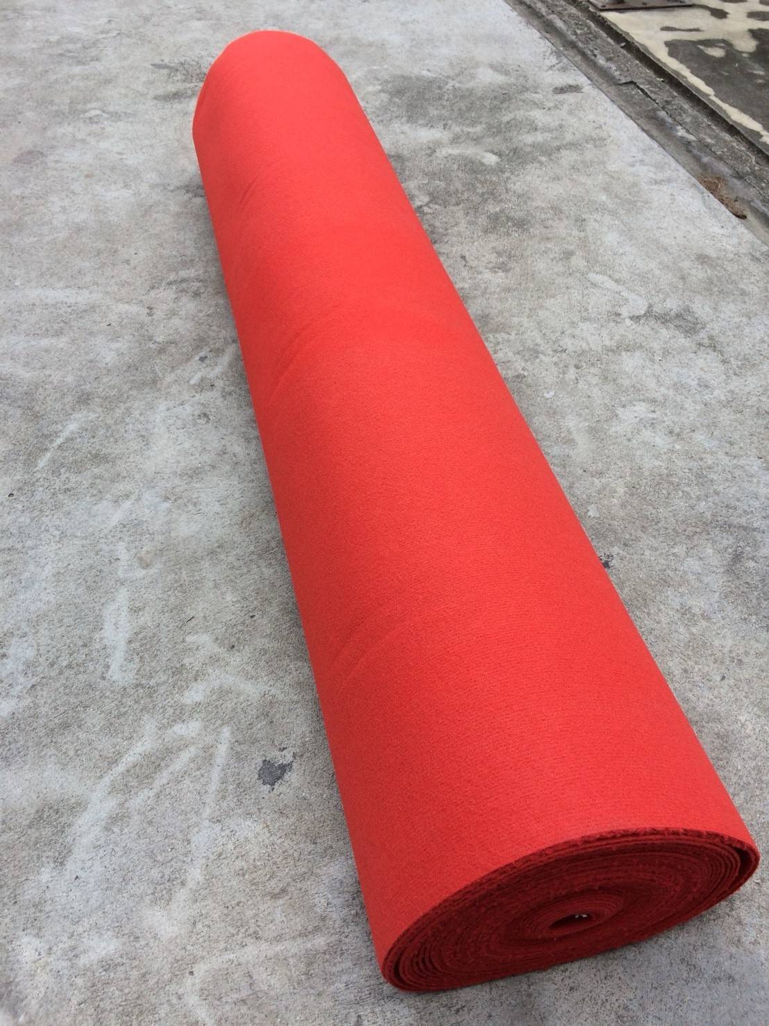 พรมลูกฟูก หรือพรมปูวัด สีแดงสด 011 หนา 4-6 มิล