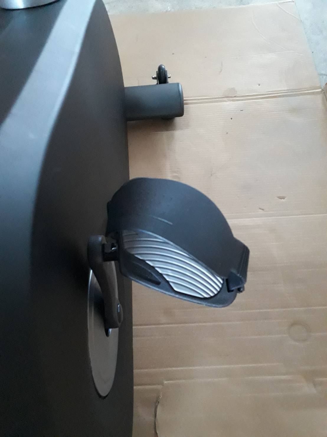 จักรยานนั่งปั่นcommercial upright Bike TZ-2030B