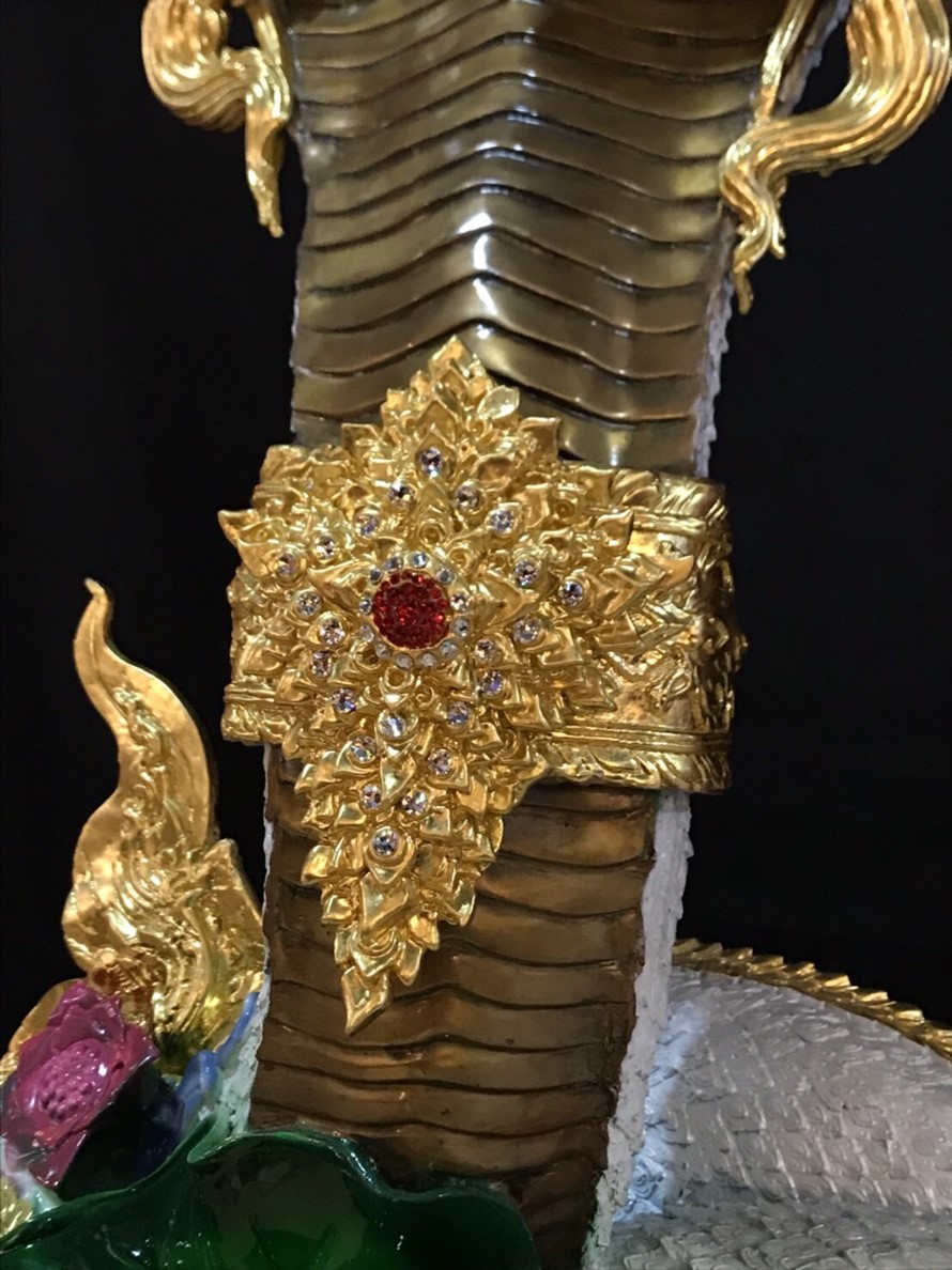 พญานาค สูง 149 cm.