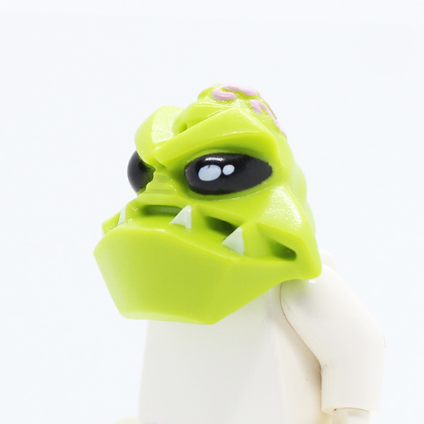 Alien with 4 Fangs and Brain Tissue