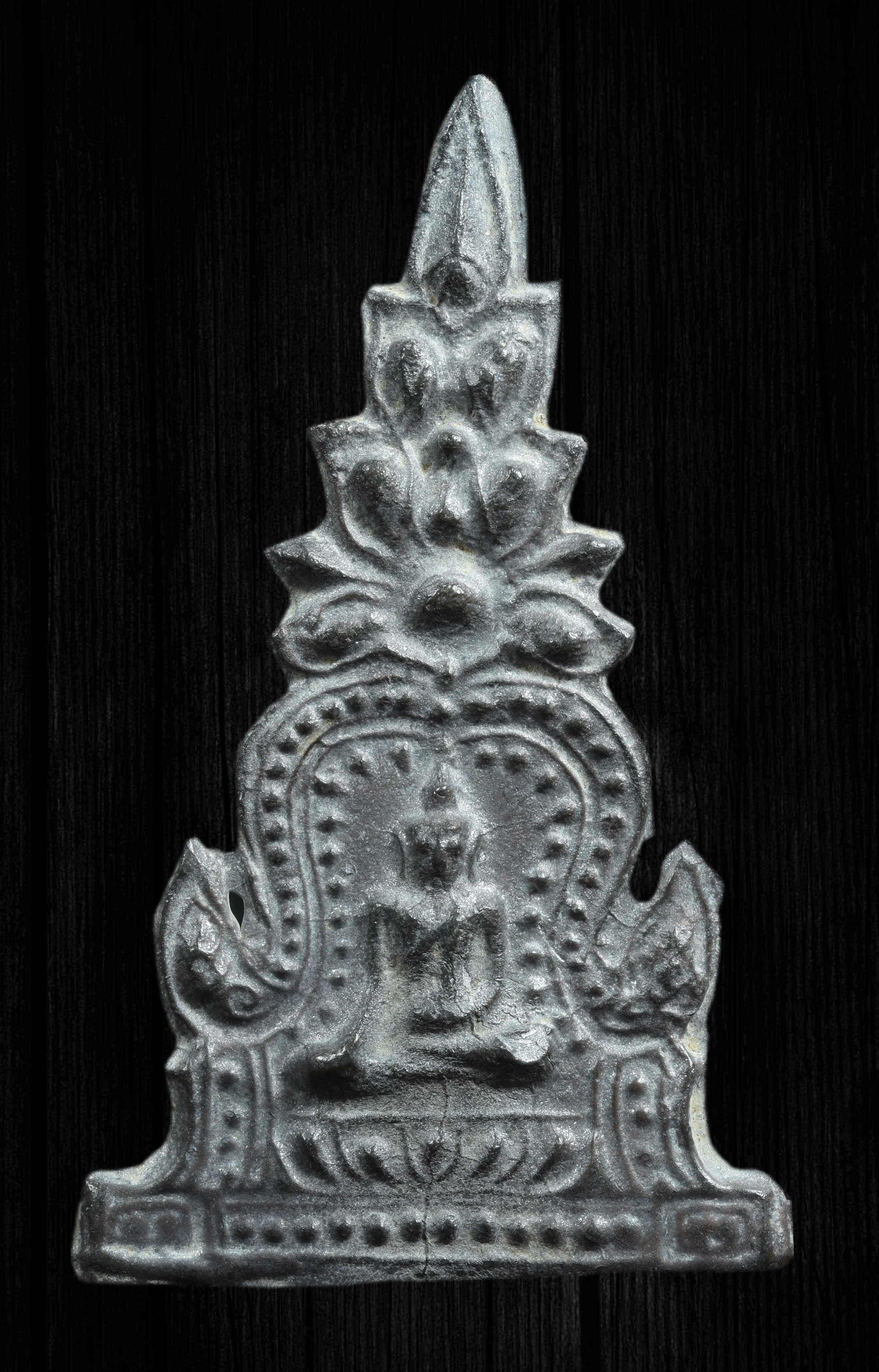 พระซุ้มจิก หลังภาษาจีน เนื้อชินผิวปรอท