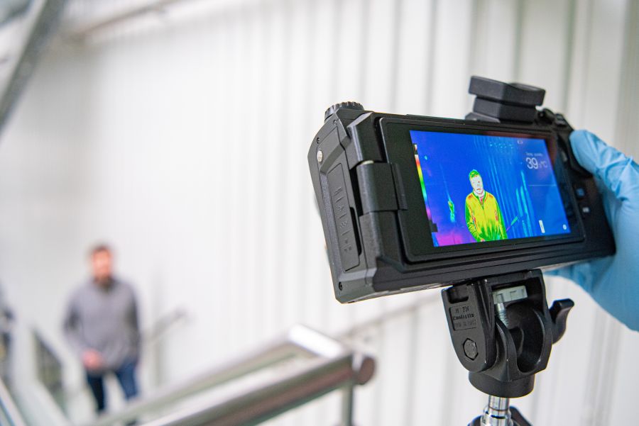 SONEL รุ่น KT-560 (25mm lens) กล้องส่องความร้อน ย่านวัดอุณหภูมิ -20°C to +800°C ค่าความละเอียด 384x288 พิกเซลศ์ ค่าเฟรมเรต 50 Hz