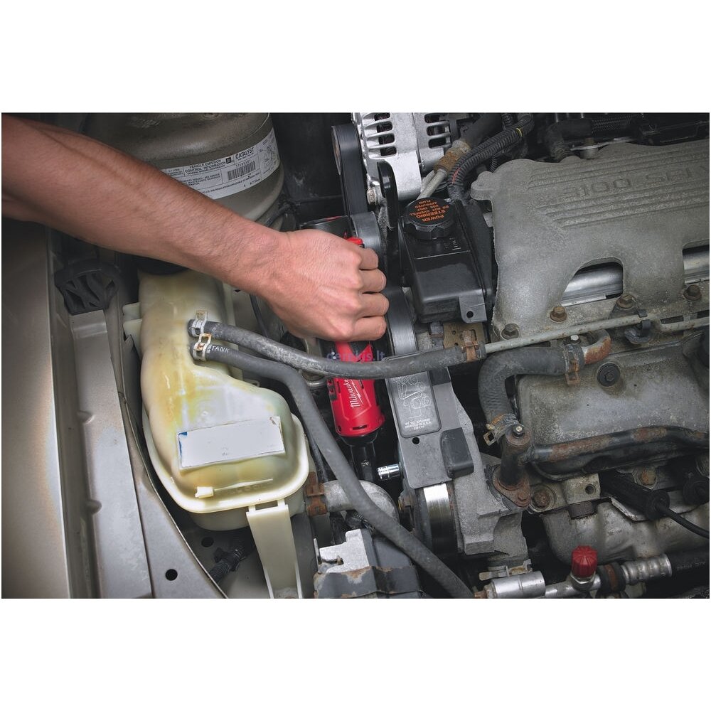 MILWAUKEE รุ่น M12 FIR14-201 ประแจบล็อกด้ามฟรีไร้สายขนาด 1/4 นิ้ว แรงดันไฟฟ้า 12V รวมเครื่องชาร์จและแบตเตอรี่ 12V@2.0AH x 1 ก้อน