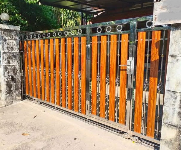 ประตูรีโมท มอเตอร์รีโมท ประตูรั้วสแตนเลส ช่างสแตนเลส (จังหวัดนครสวรรค์) Tel. 095-1955898