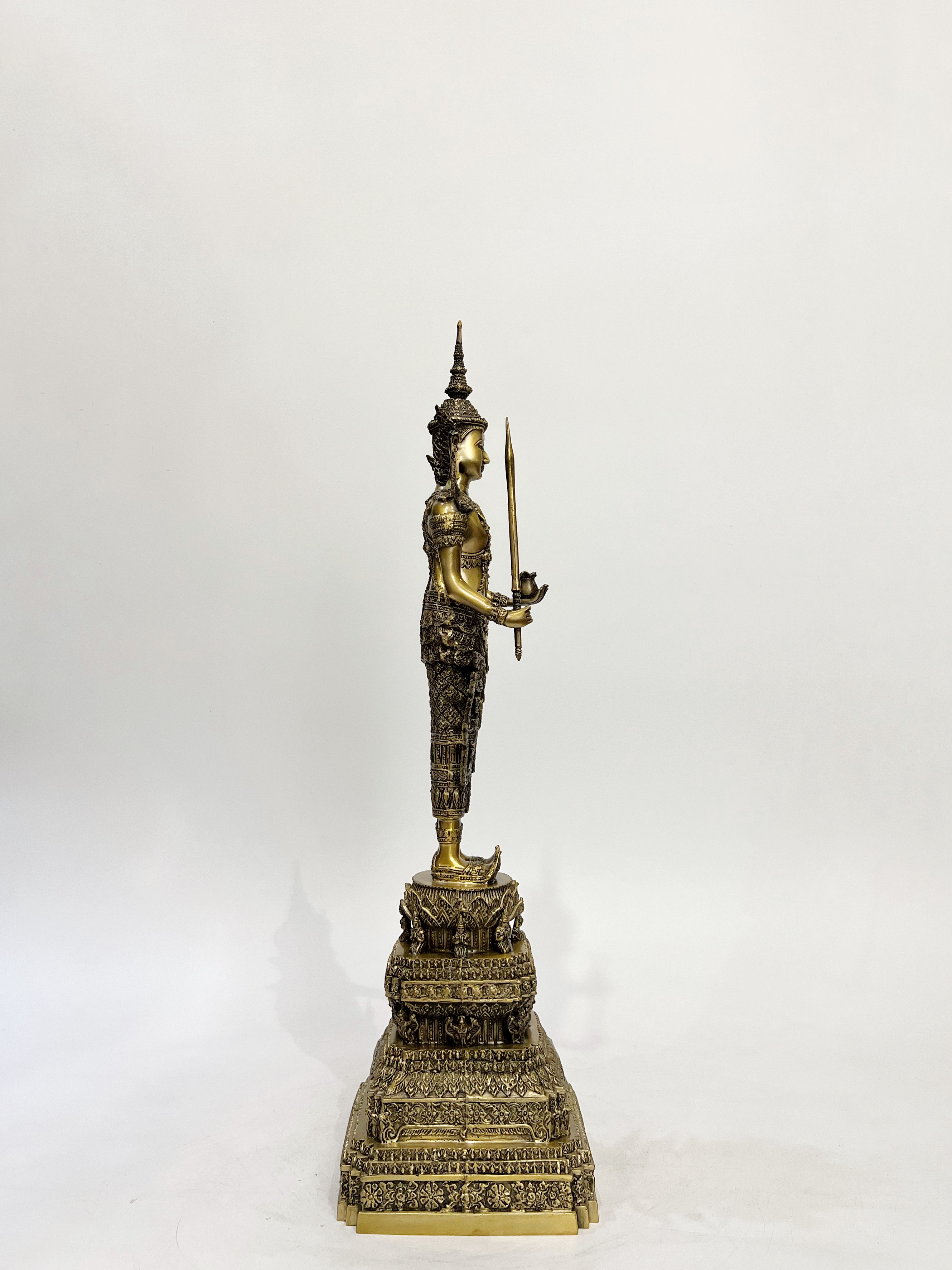 พระพุทธรูป พร้อม เทวรูป ทรงเครื่องจักพรรดิ์ หน้าตัก 5 นิ้ว (รวม 8 องค์)