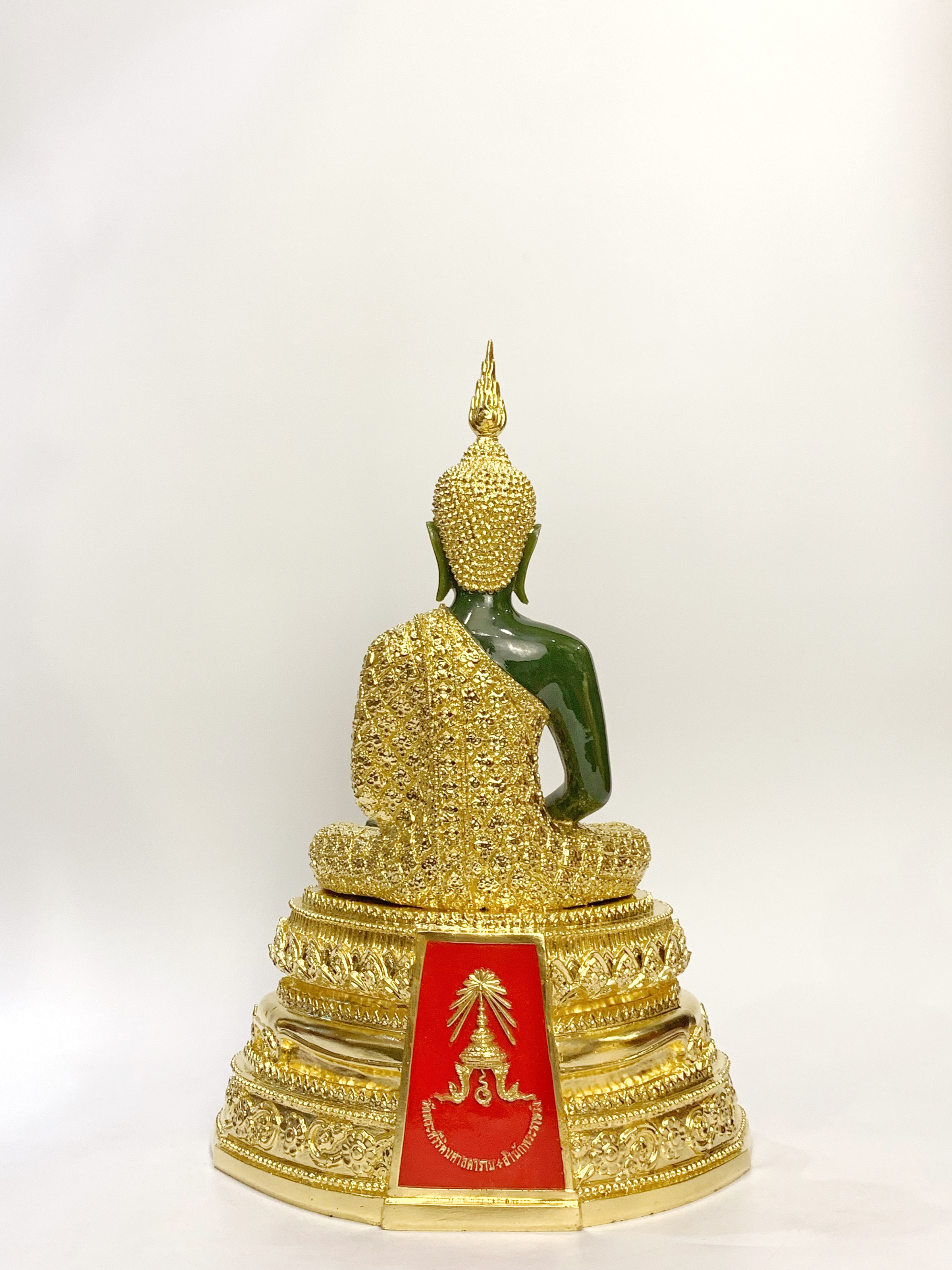 พระแก้วมรกต 3 ฤดู หน้าตัก 9 นิ้ว