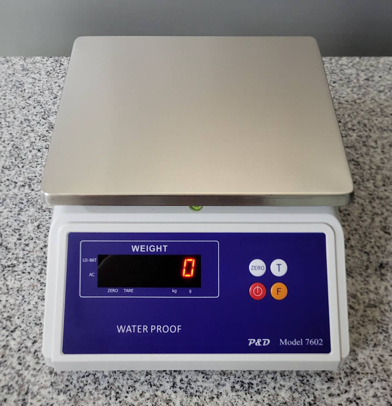 เครื่องชั่งดิจิตอลกันน้ำ 30 kg. ค่าละเอียด 5 g.