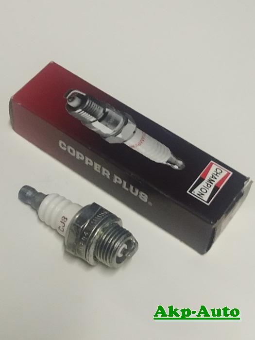 หัวเทียน Champion CJ8 สำหรับเครื่องตัดหญ้าสะพายบ่าบางรุ่น