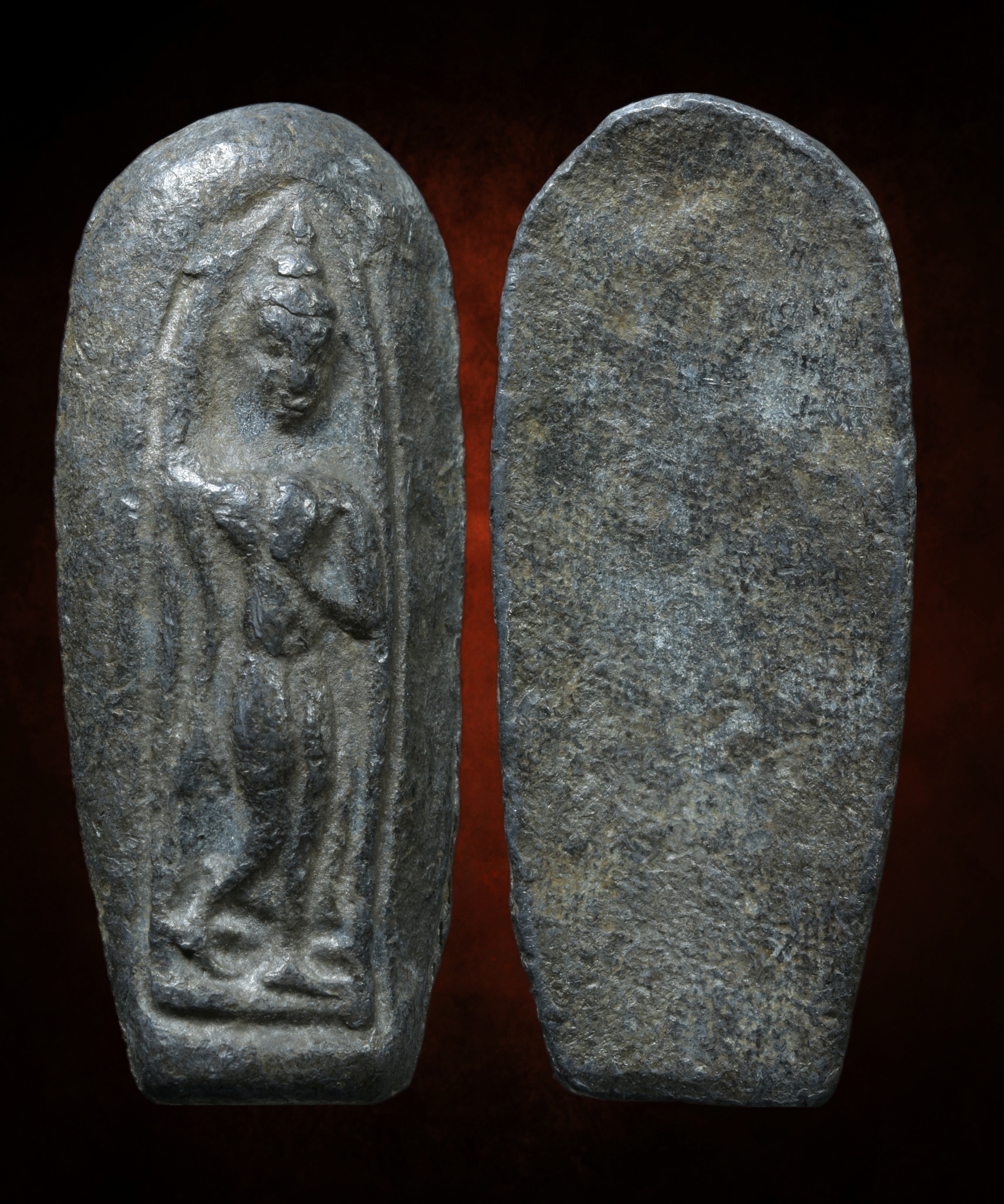 พระลีลาเม็ดขนุน เนื้อชินตะกั่ว