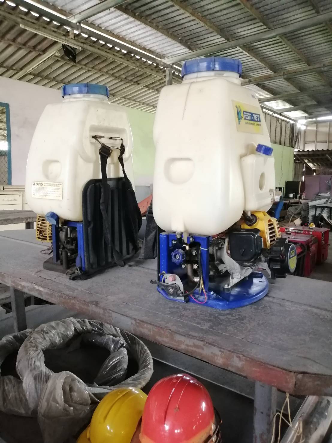 เครื่องพ่นยาสะพายหลัง FST-767