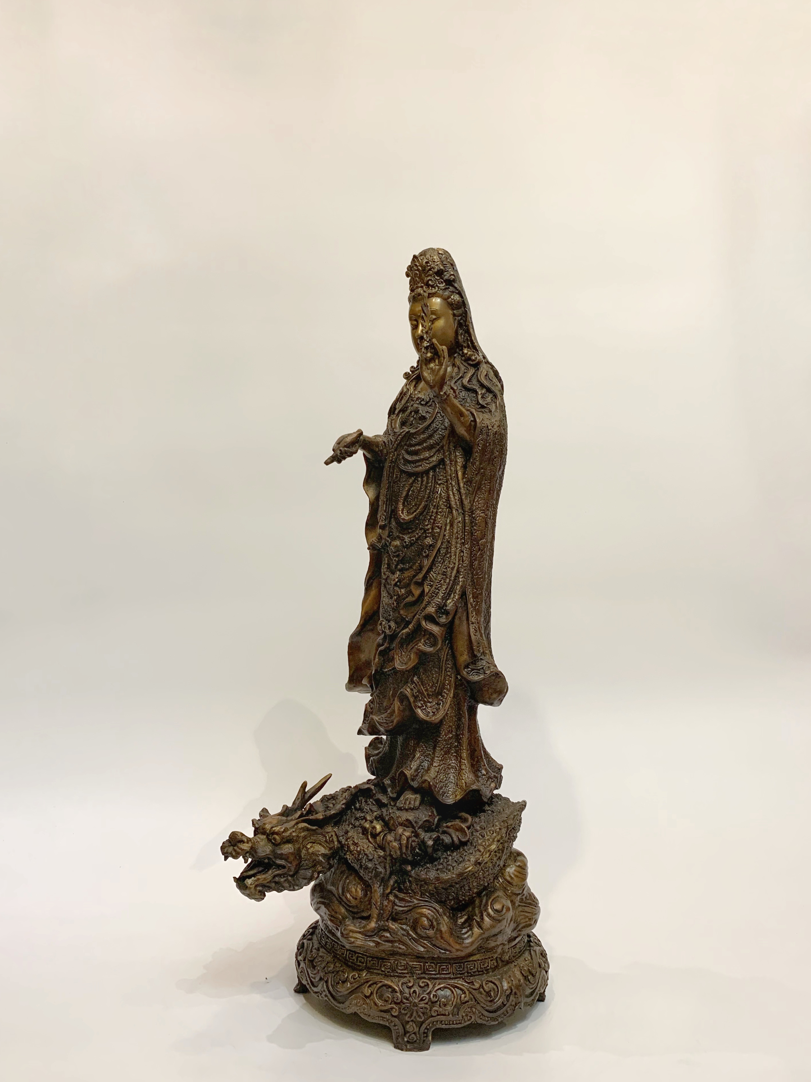 พระโพธิสัตว์กวมอิม หน้าตัก 9 นิ้ว