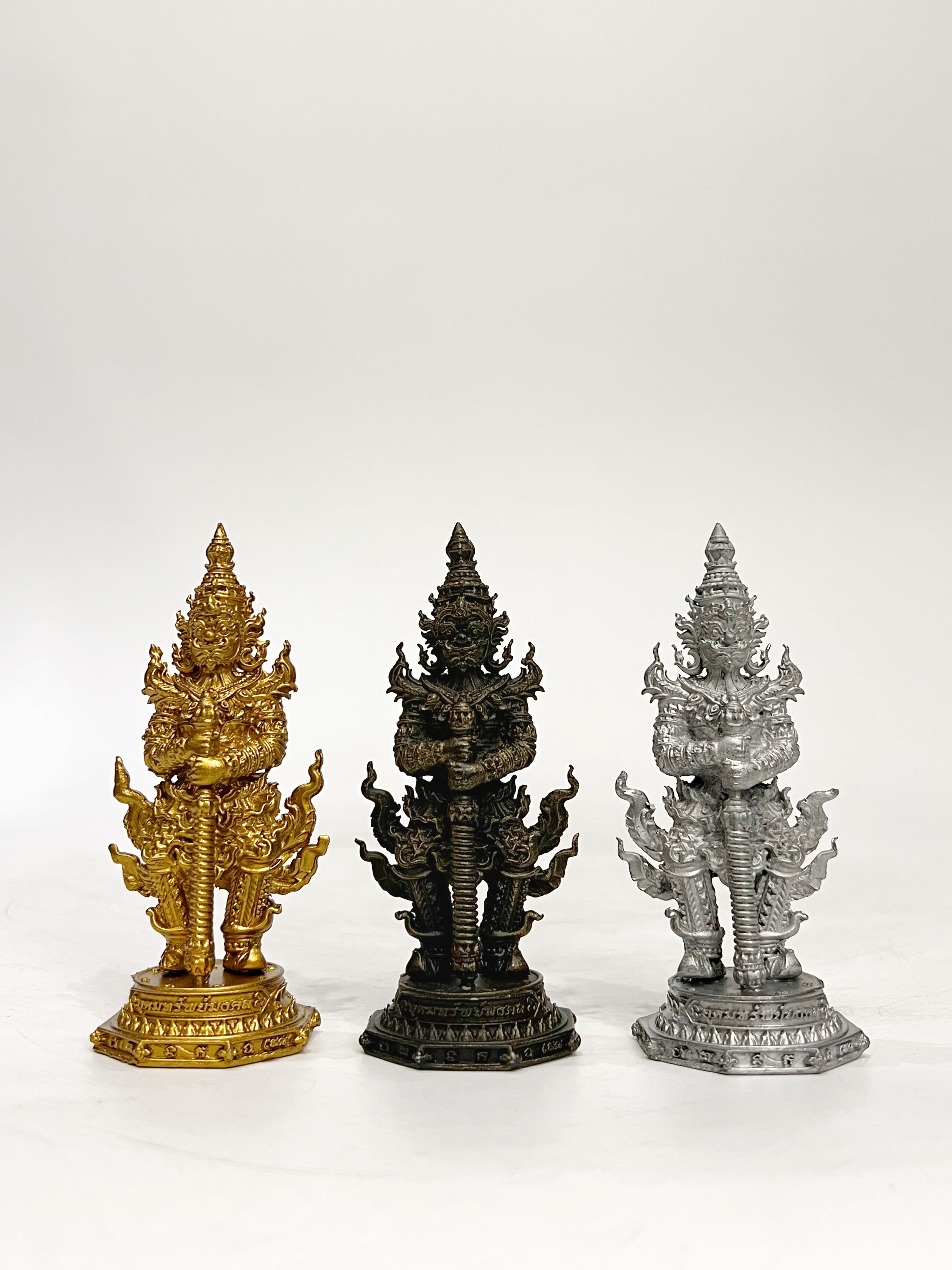 ท้าวเวสสุวรรณ ขนาดสูง 4 นิ้ว (ราคาต่อหนึ่งองค์)