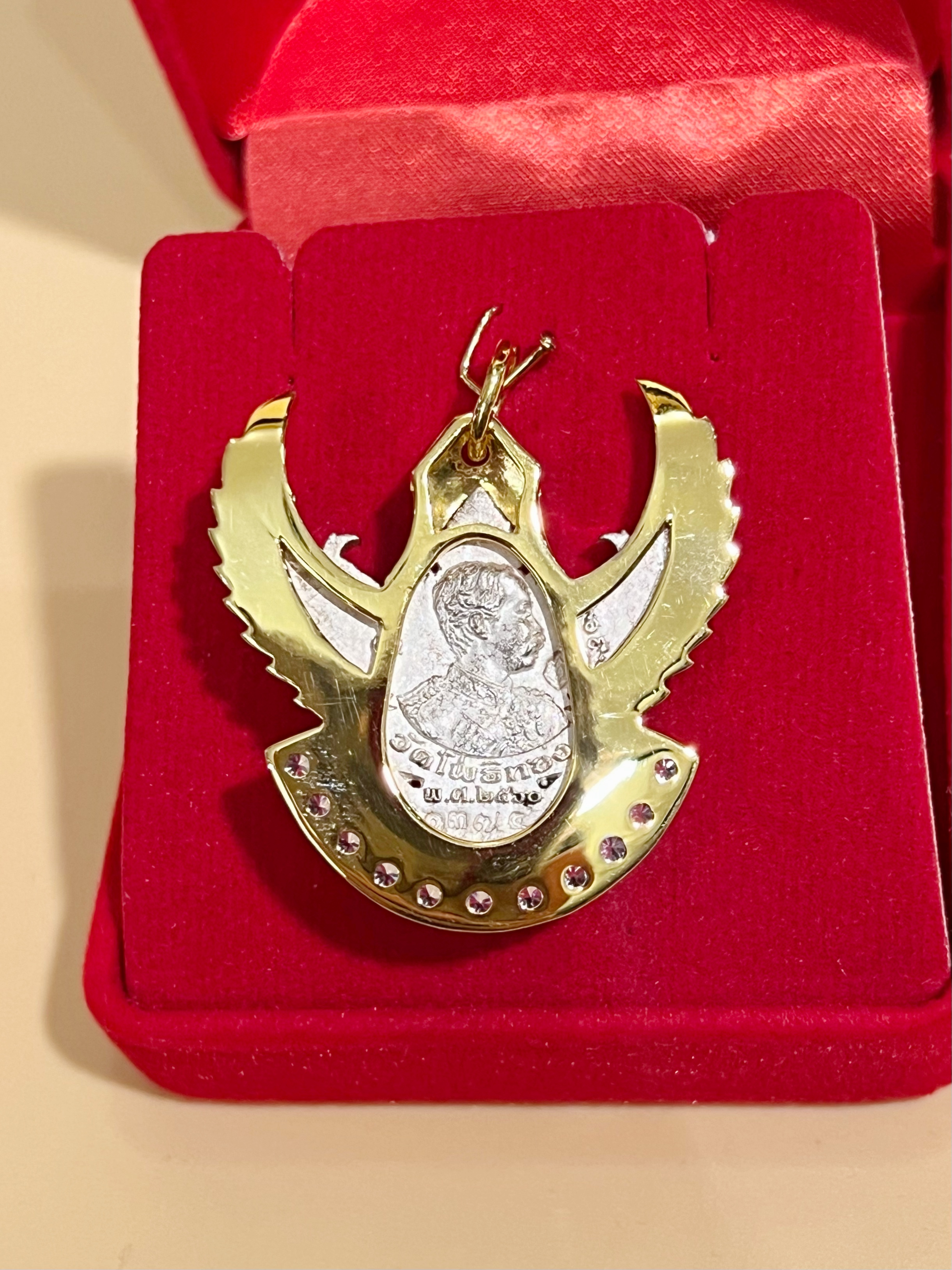 พญาครุฑ รุ่น เปิดขุมทรัพย์ (เงิน ลงยา พิมพ์ใหญ่)