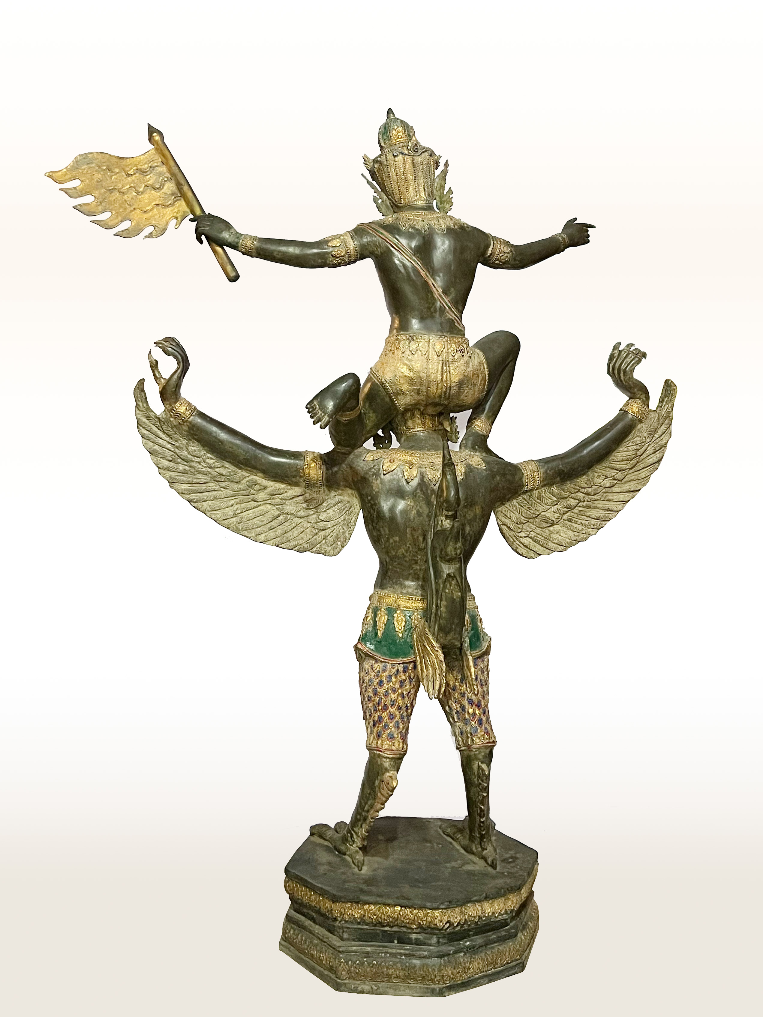 พระราหูทรงครุฑ (พญาครุฑสิตามัน) สูง 1.90 เมตร