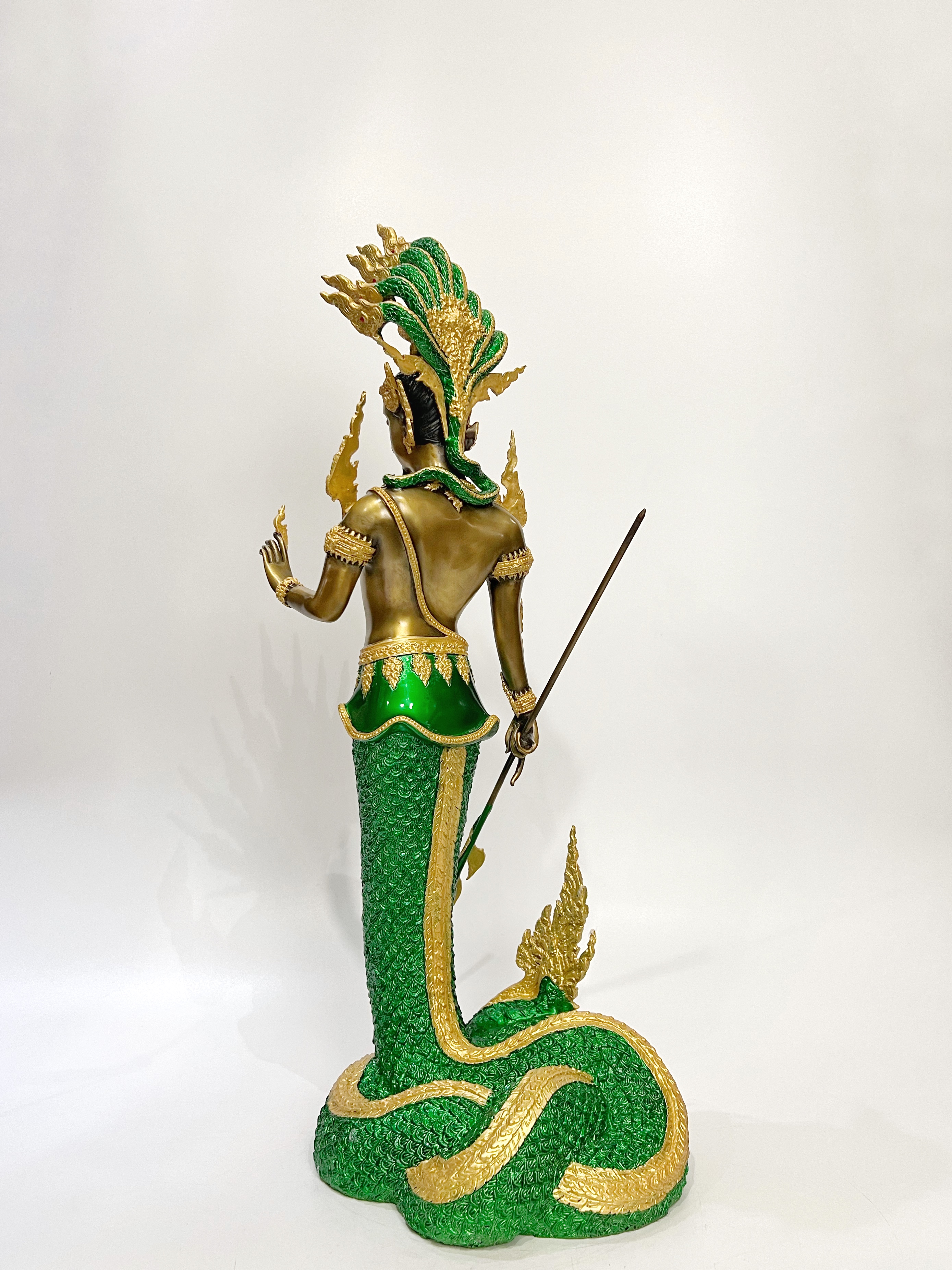 ปู่ ย่า นาคราช หน้าตัก 12 นิ้ว