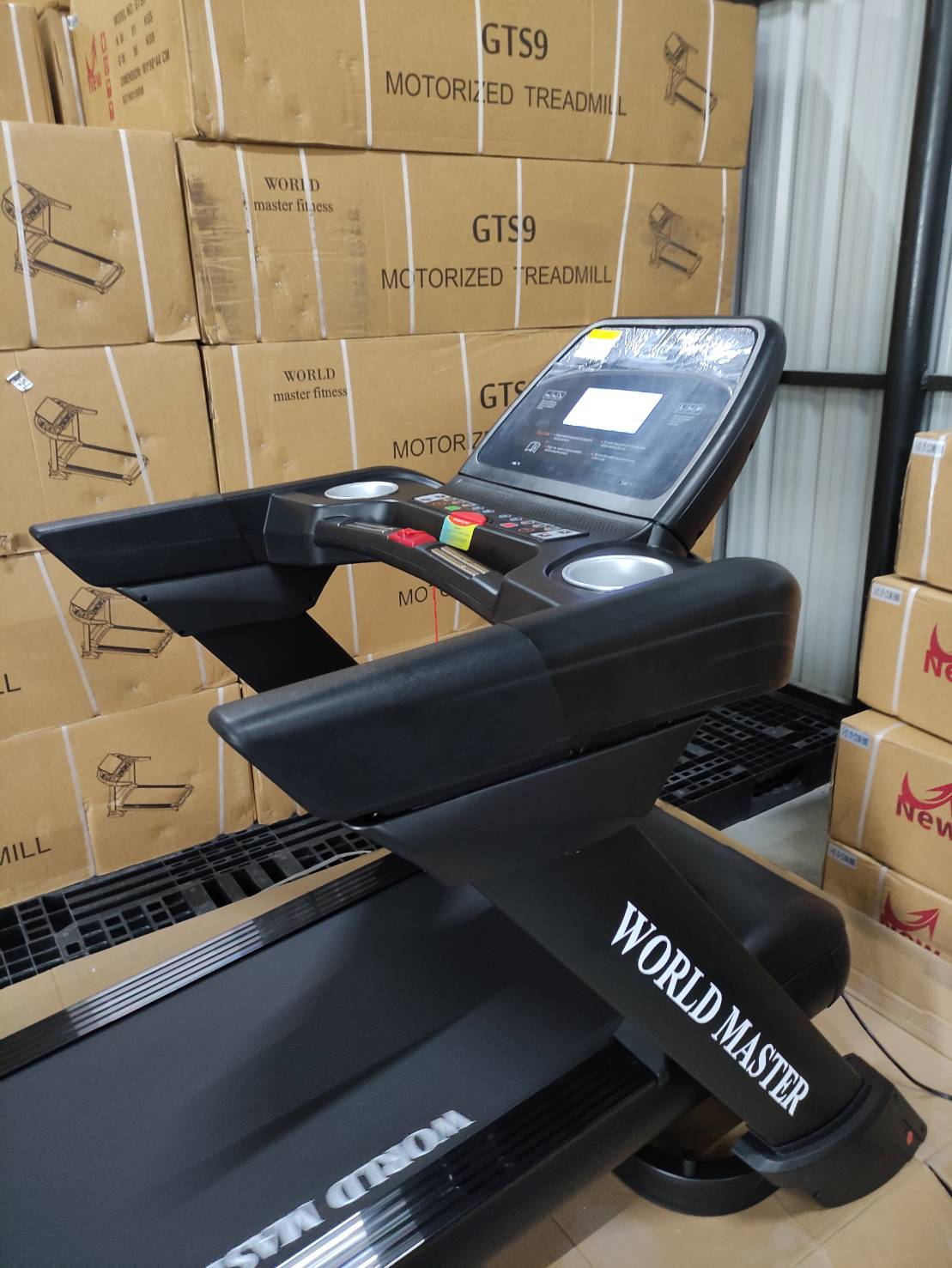 ลู่วิ่งไฟฟ้าcommercial รุ่นGTS6 World Master มอเตAC5.0แรงม้า เล่นเกมส์APP ZWIFTได้