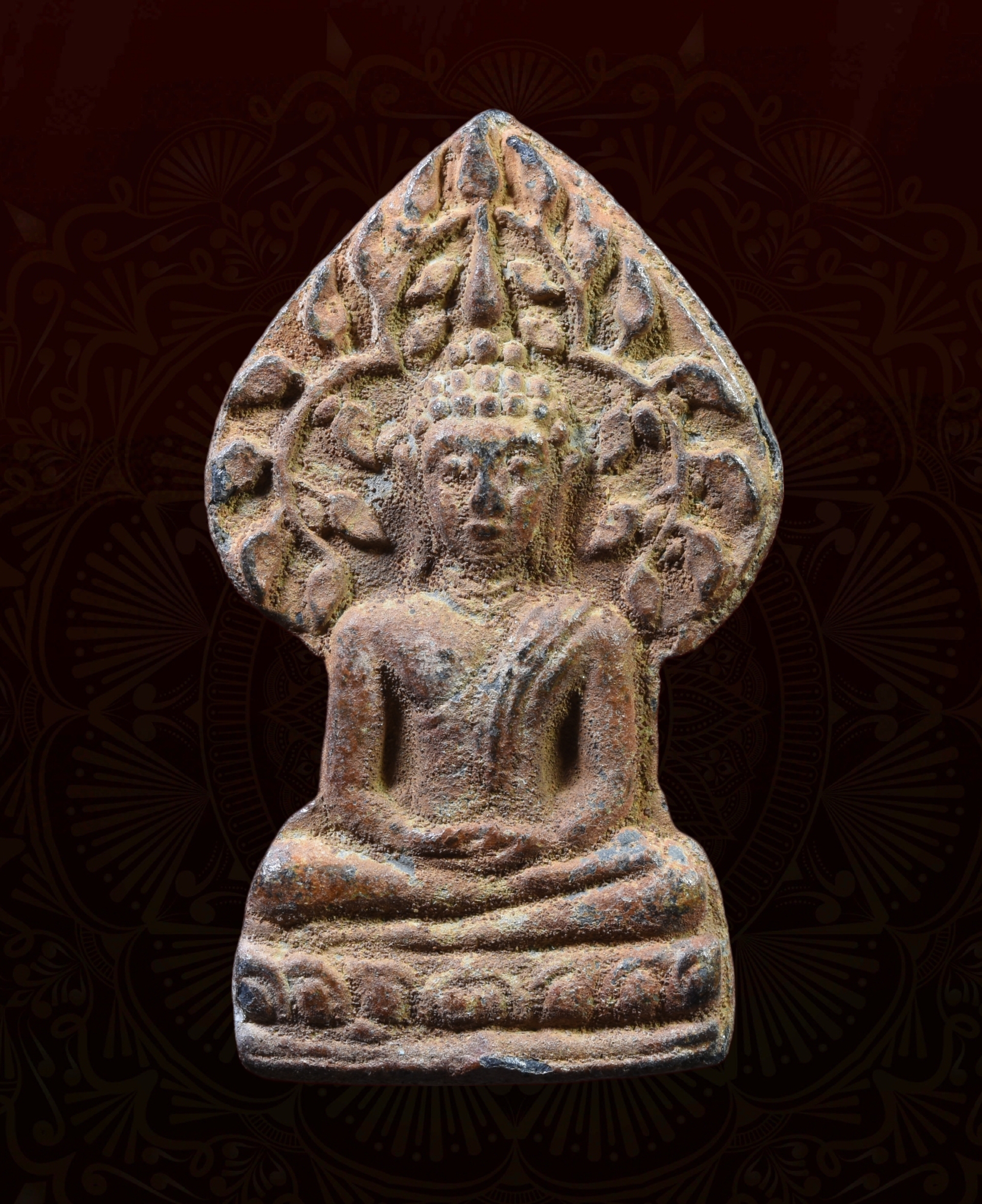 พระปรกโพธิ์เชียงเเสน พิมพ์สมาธิเล็ก