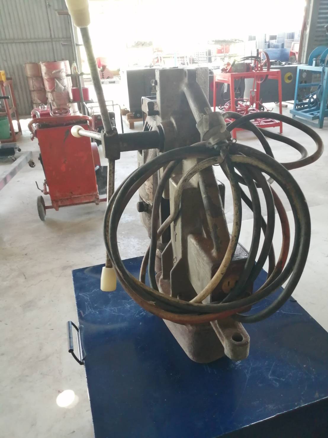 สว่านแม่เหล็กตัวใหญ่