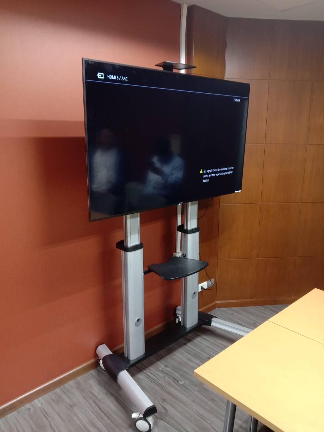 JMTVSTAND MT-F8200 ขาตั้งพื้นทีวีมีล้อเลื่อน(TV Stand) วัสดุ Aluminium อลูมิเนียม แบบล้อเลื่อนปรับสูง/ต่ำได้ 55"-98" นิ้ว{รับประกันสินค้า 3 ปี}0964746498