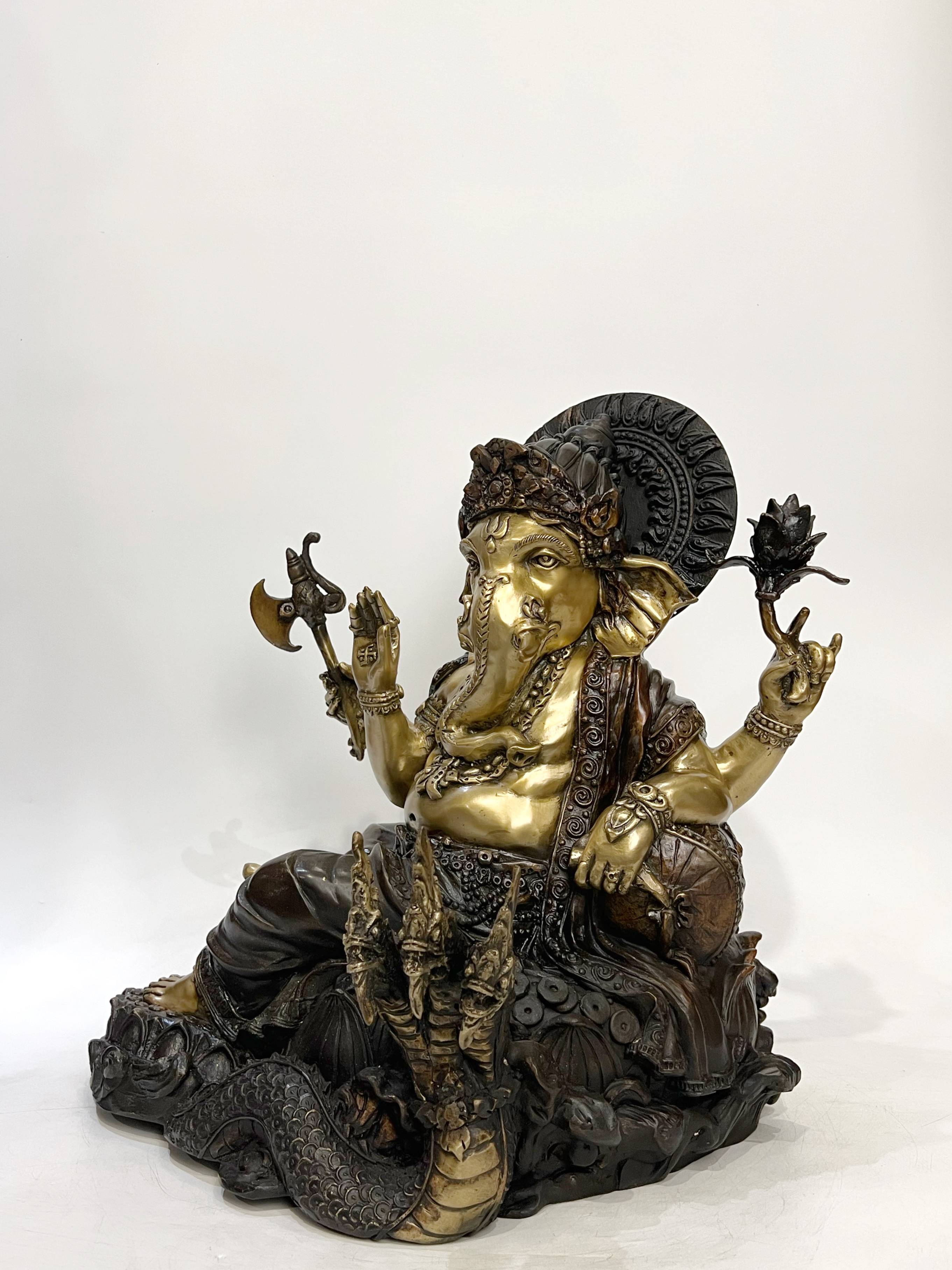 พระพิฆเนศ มหาเศรษฐีบรมสุข หน้าตัก 9 นิ้ว