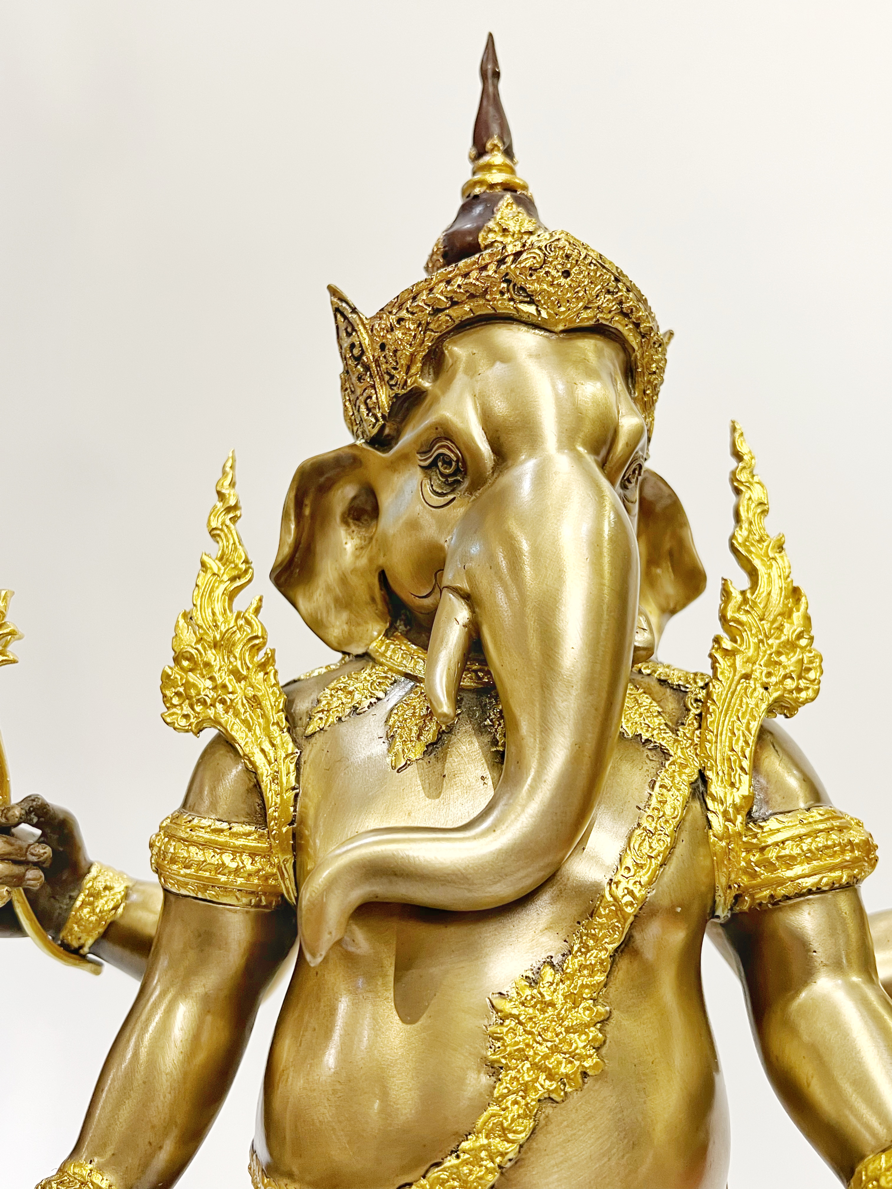 พระพิฆเนศ ปางเหนือเมฆ หน้าตัก 9 นิ้ว