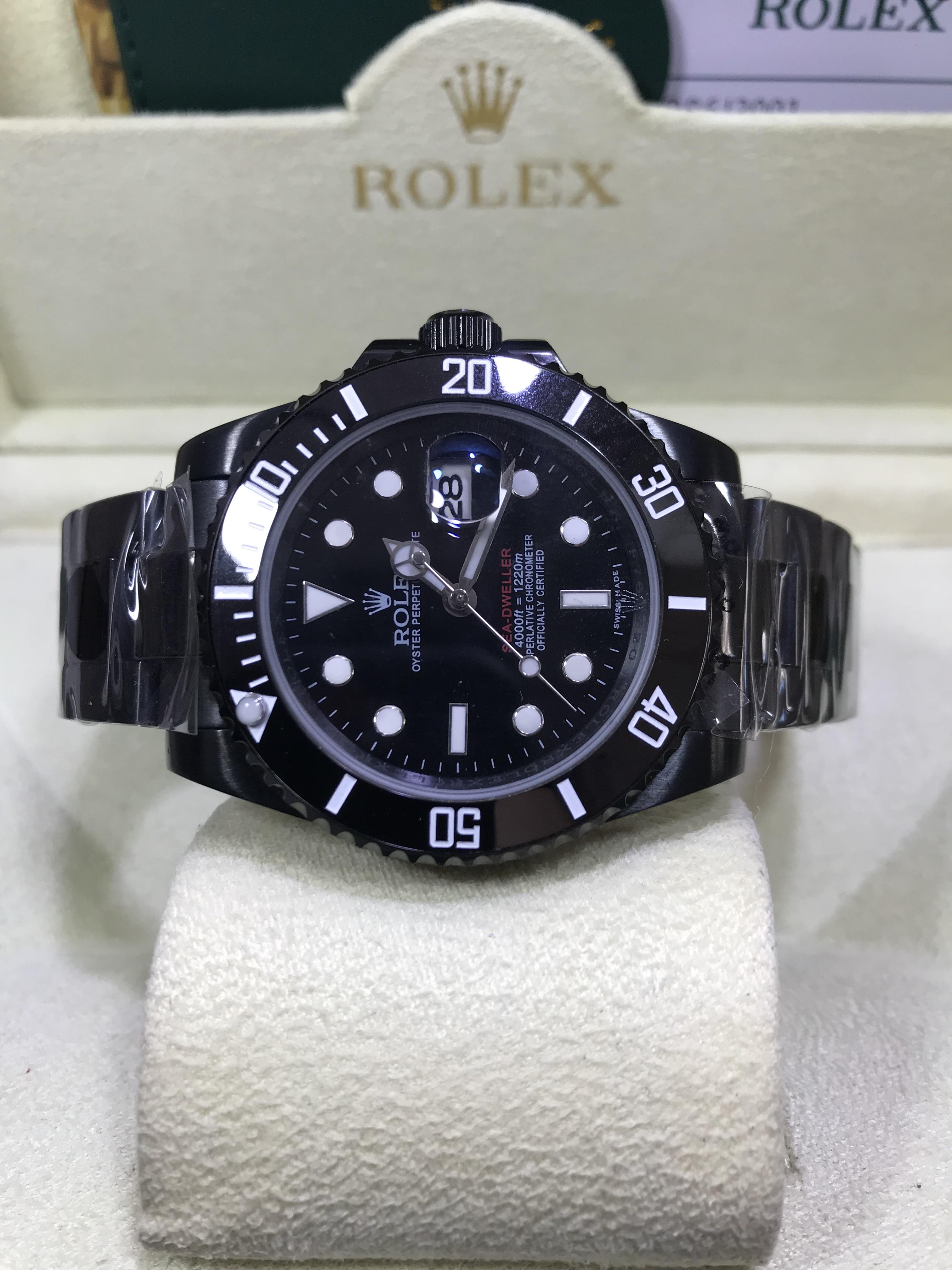 ROLEX Sea-Dweller