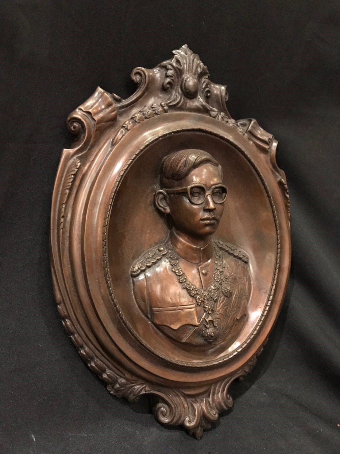 เหรียญแขวนผนัง รัชกาลที่ 9 ทรงพระเยาว์