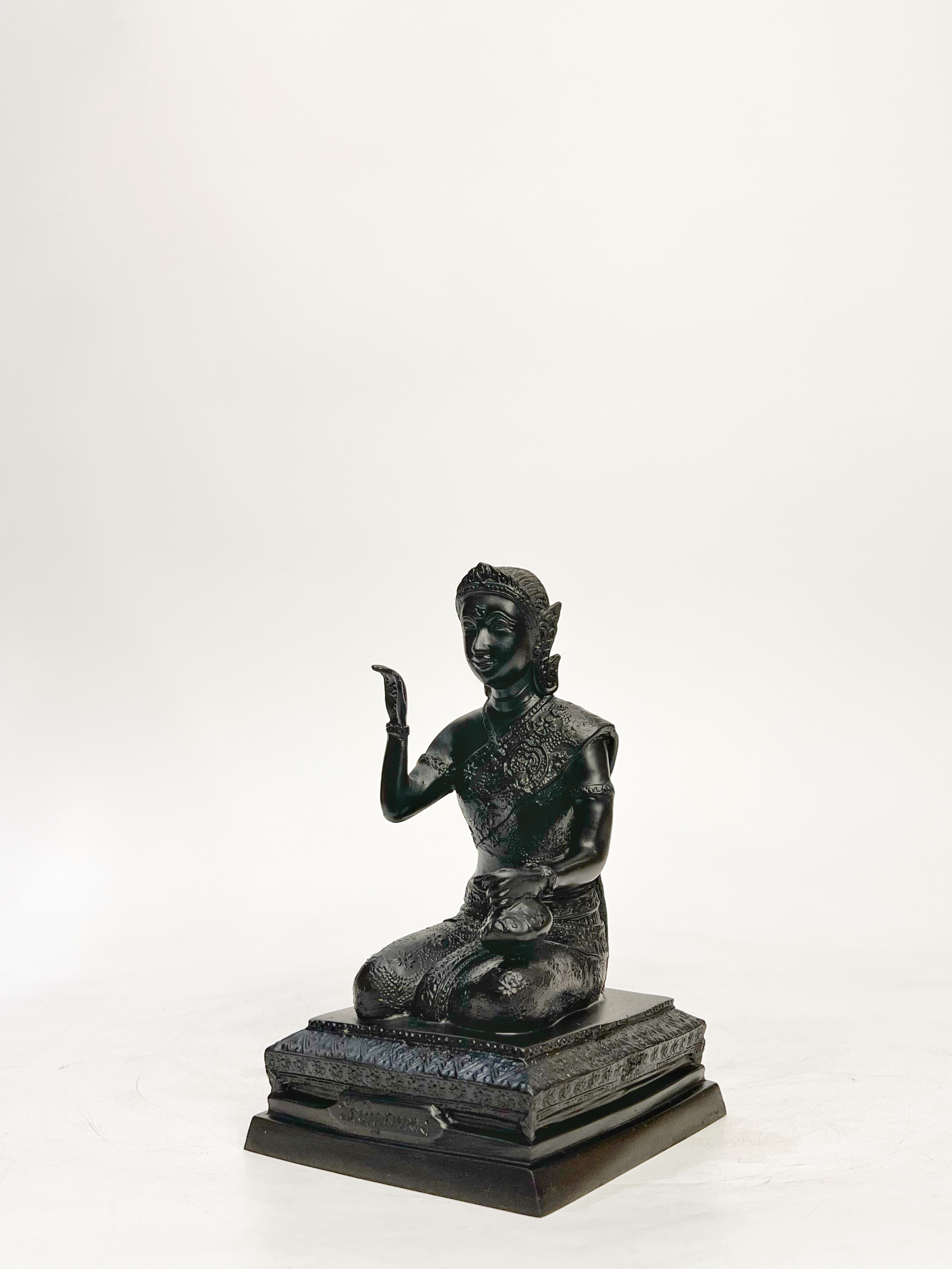 แม่นางกวัก หน้าตัก 5 นิ้ว