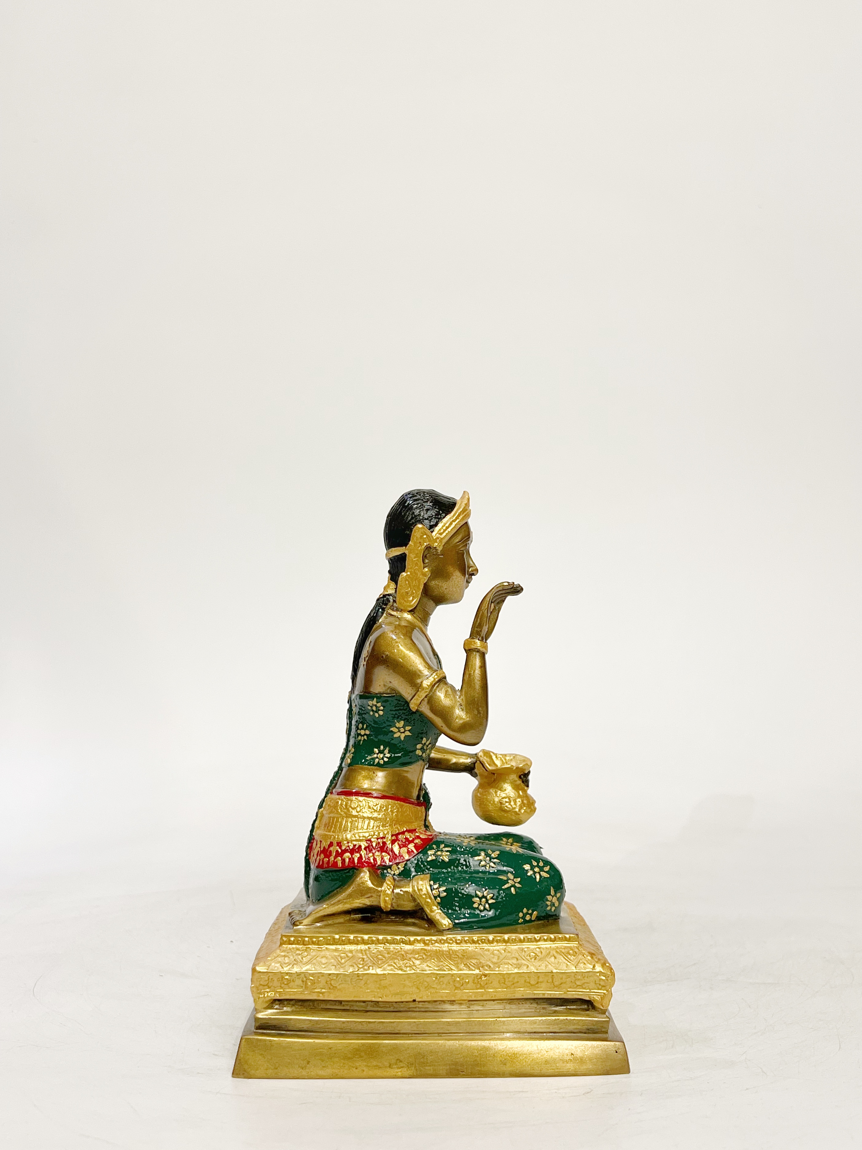 แม่นางกวัก หน้าตัก 5 นิ้ว