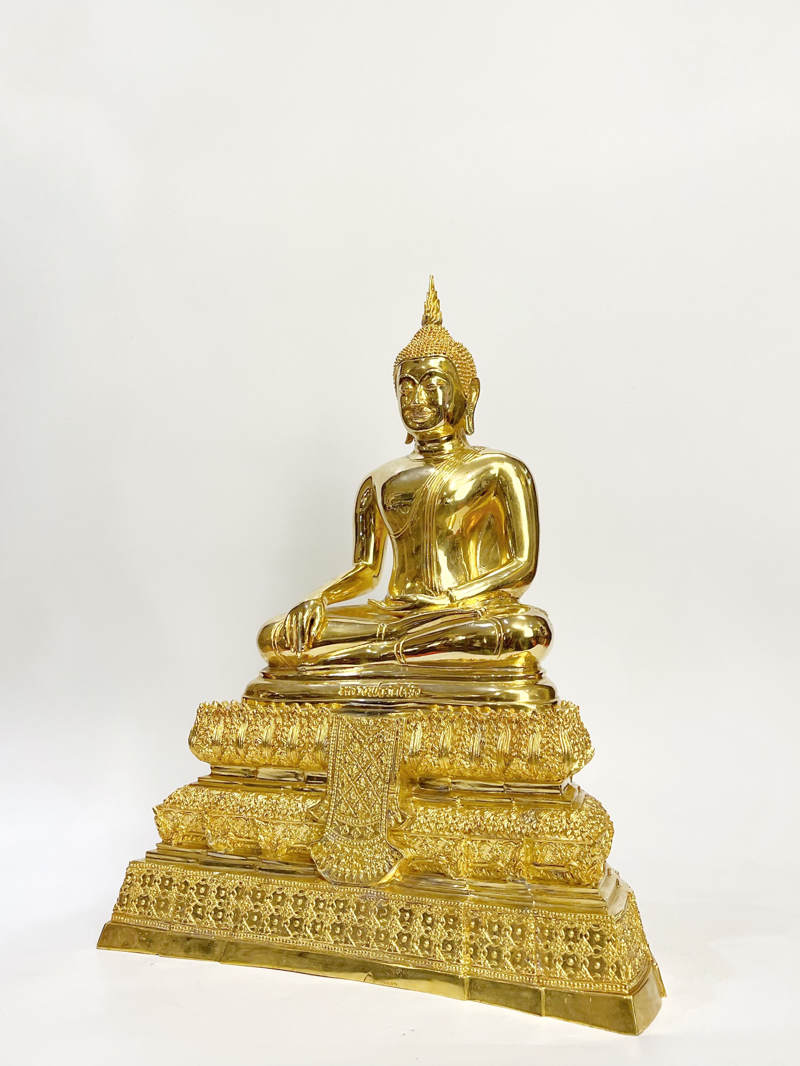 หลวงพ่อวัดไร่ขิง หน้าตัก 9 นิ้ว