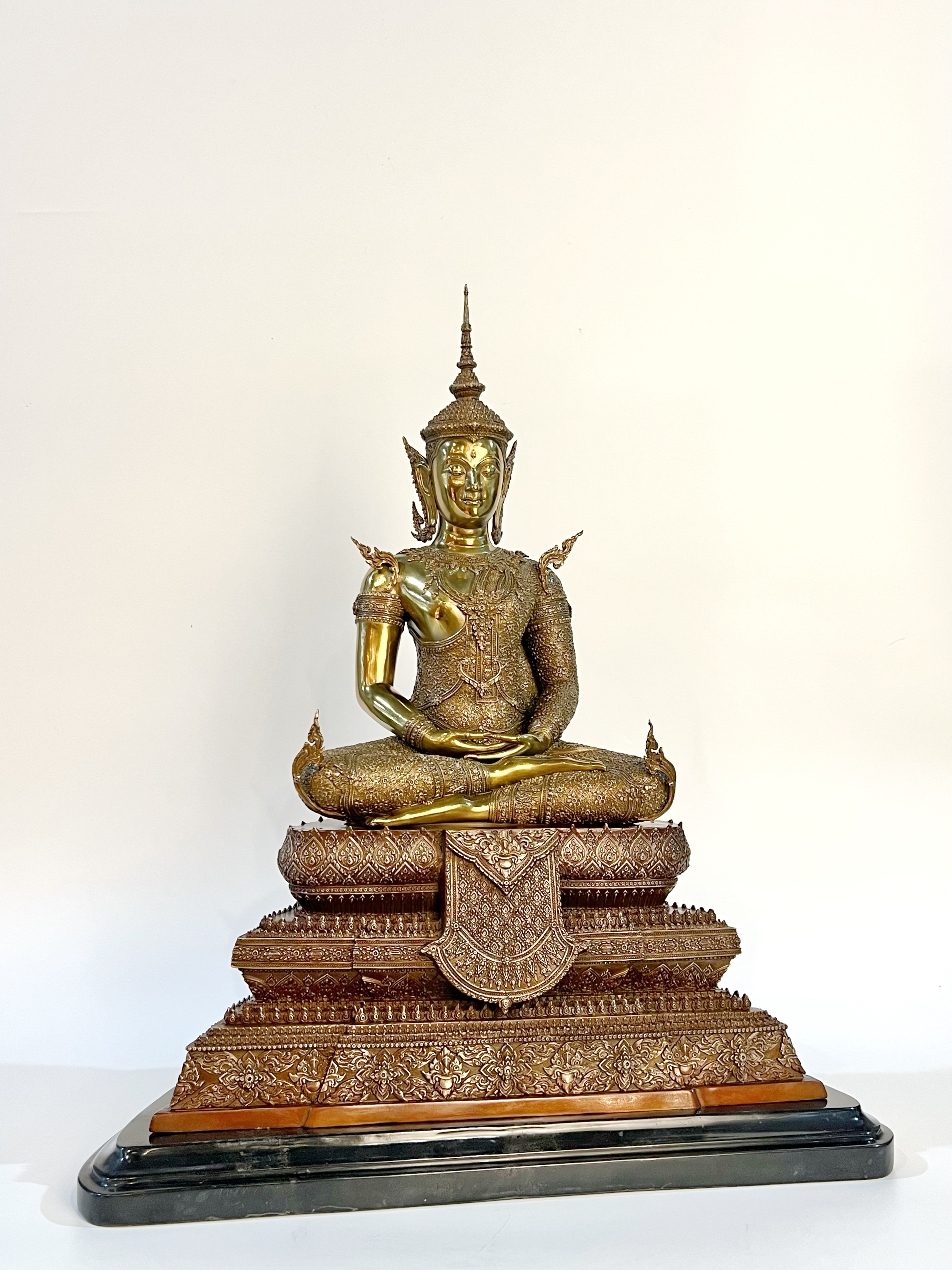 พระรัตนะ หน้าตัก 9 นิ้ว (หมายเลข 18)