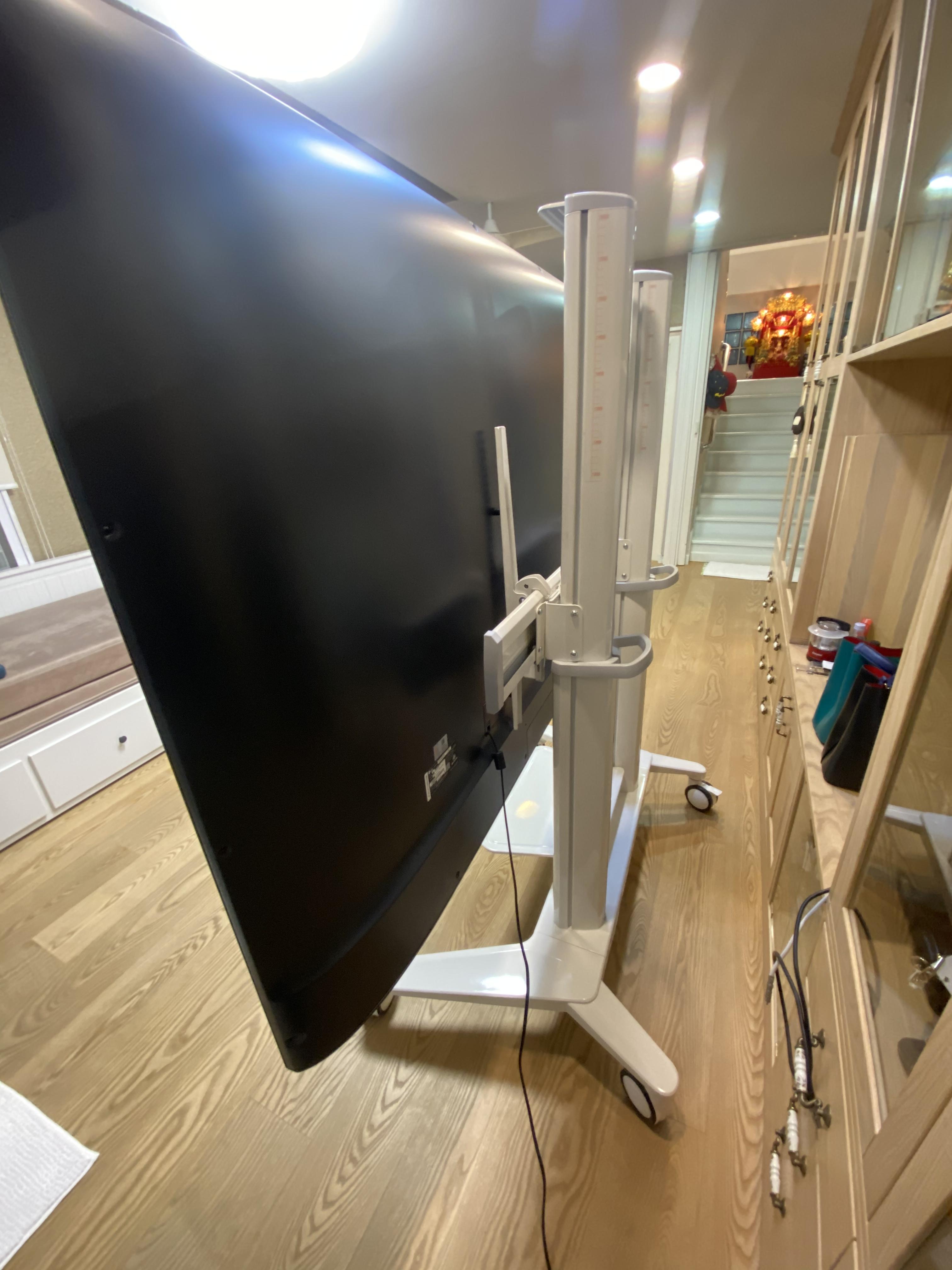 JMTVSTAND MT-F9400 ขาตั้งพื้นทีวีมีล้อเลื่อนTV Stand วัสดุ Aluminium อลูมิเนียม{สีขาว} แข็งแรง สวยหรู ทรงทันสมัย รองรับทีวี 70"-120"นิ้ว{รับประกัน 3 ปี}0964746498