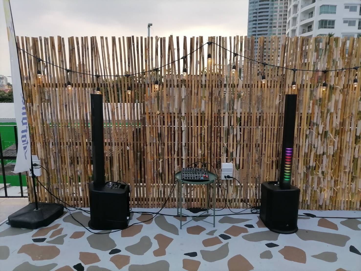 ระบบเสียงร้านอาหาร Rim Rooftop dining & bar
