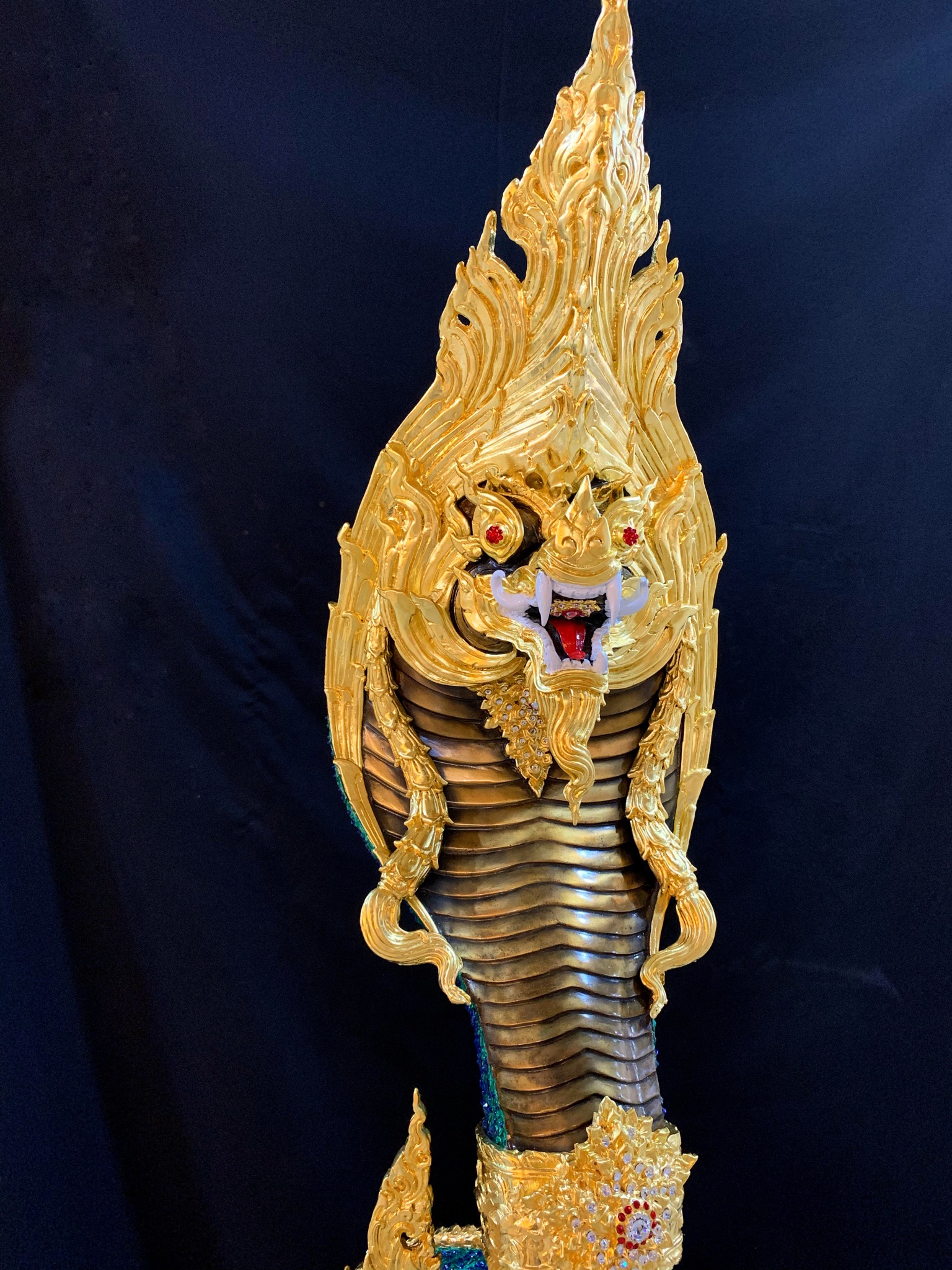 พญานาค สูง 159 cm.