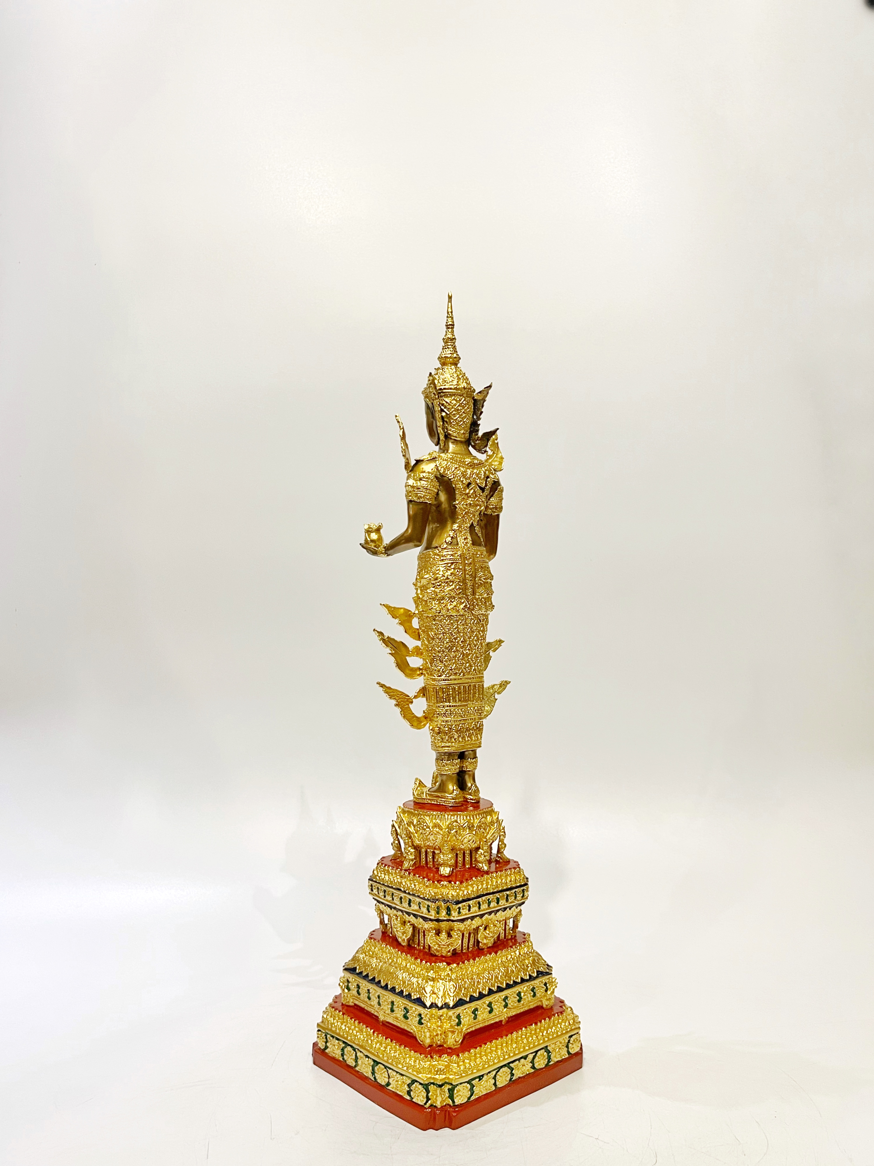 พระคลังมหาสมบัติ ทรงเครื่องจักพรรดิ์ หน้าตัก 5 นิ้ว