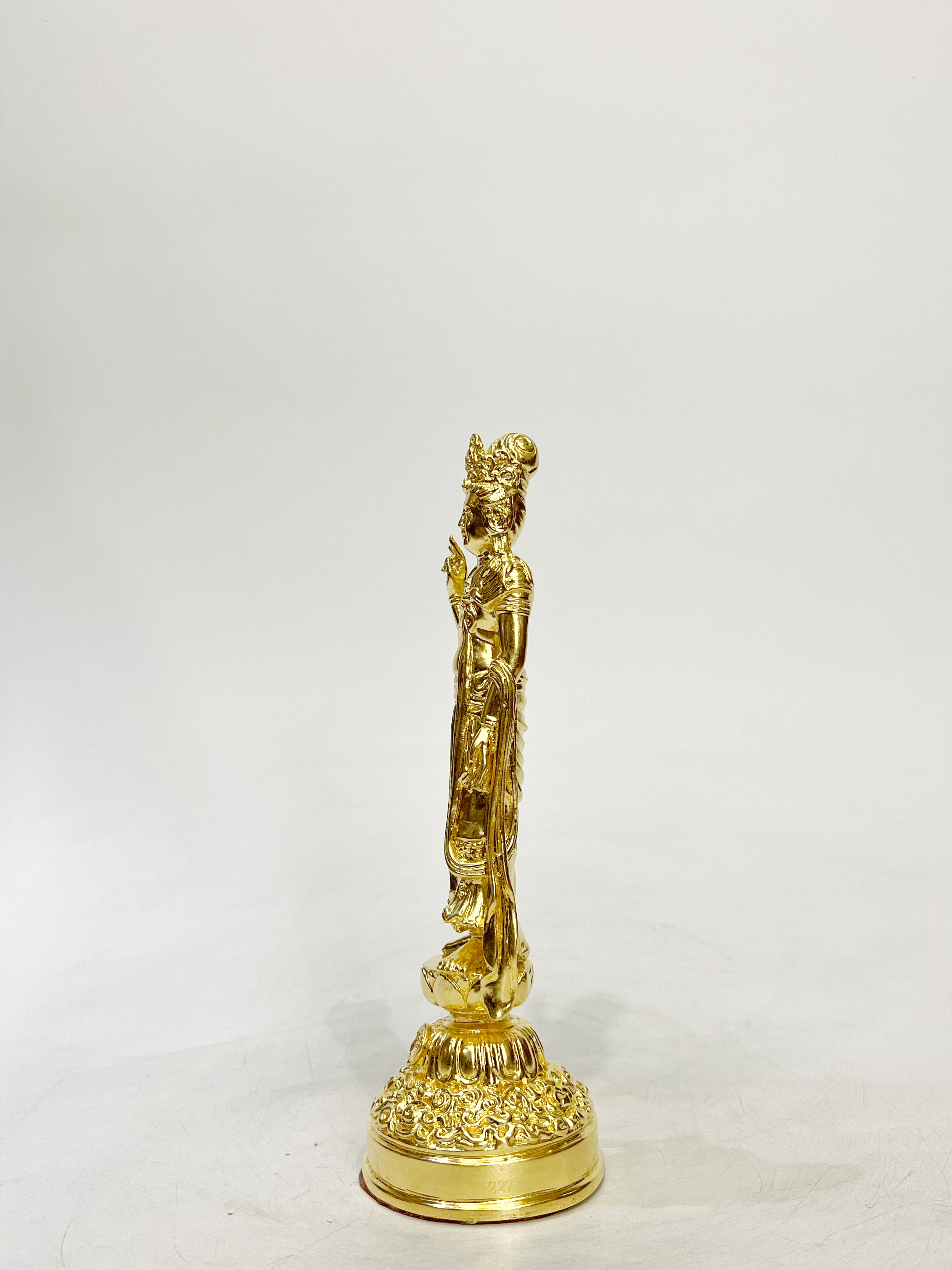 ตัวอย่างงานลงรักปิดทองคำเปลวเต็มองค์