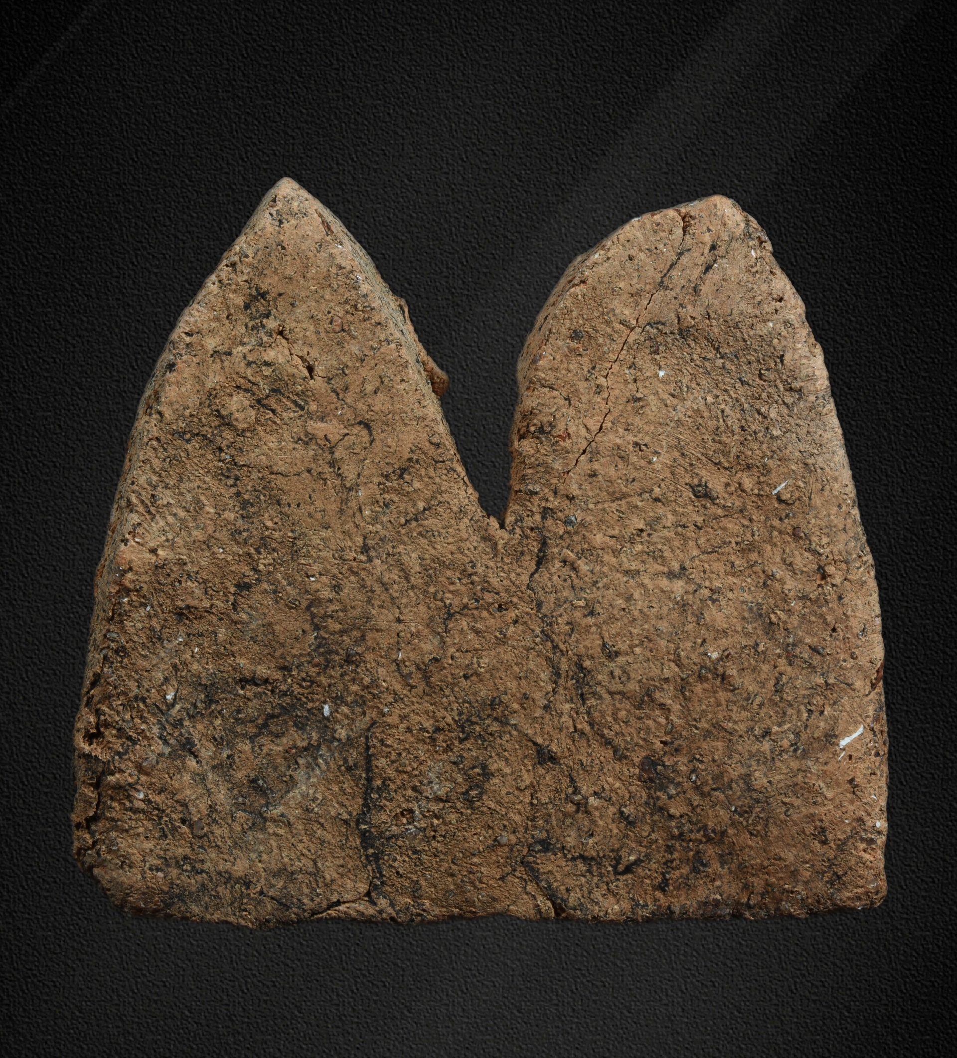 พระขุนแผนพรายคู่ กรุบ้านกร่าง