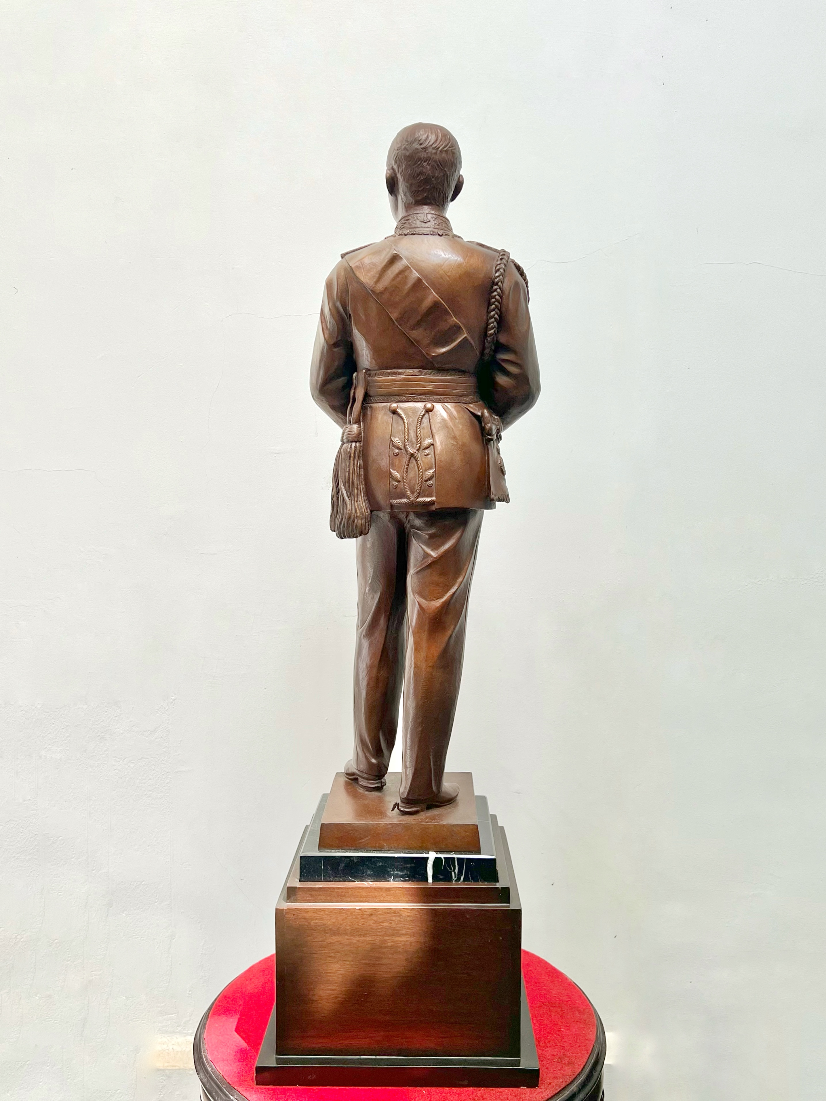 พระบาทสมเด็จพระจุลจอมเกล้าเจ้าอยู่หัว หน้าตัก 16 นิ้ว