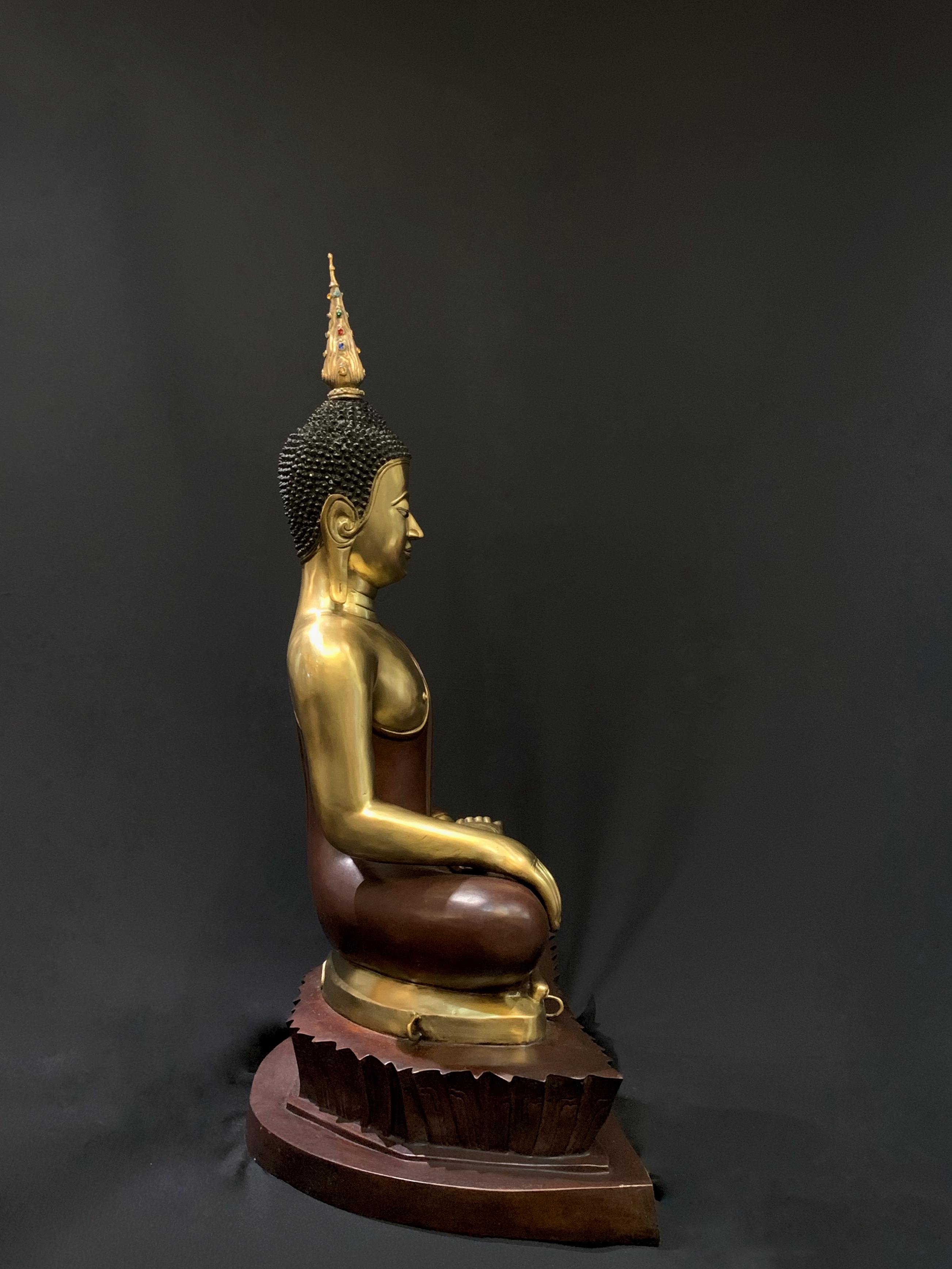 หลวงพ่อพระใส 52 รุ่น บารมีพ่อ หน้าตัก 19 นิ้ว