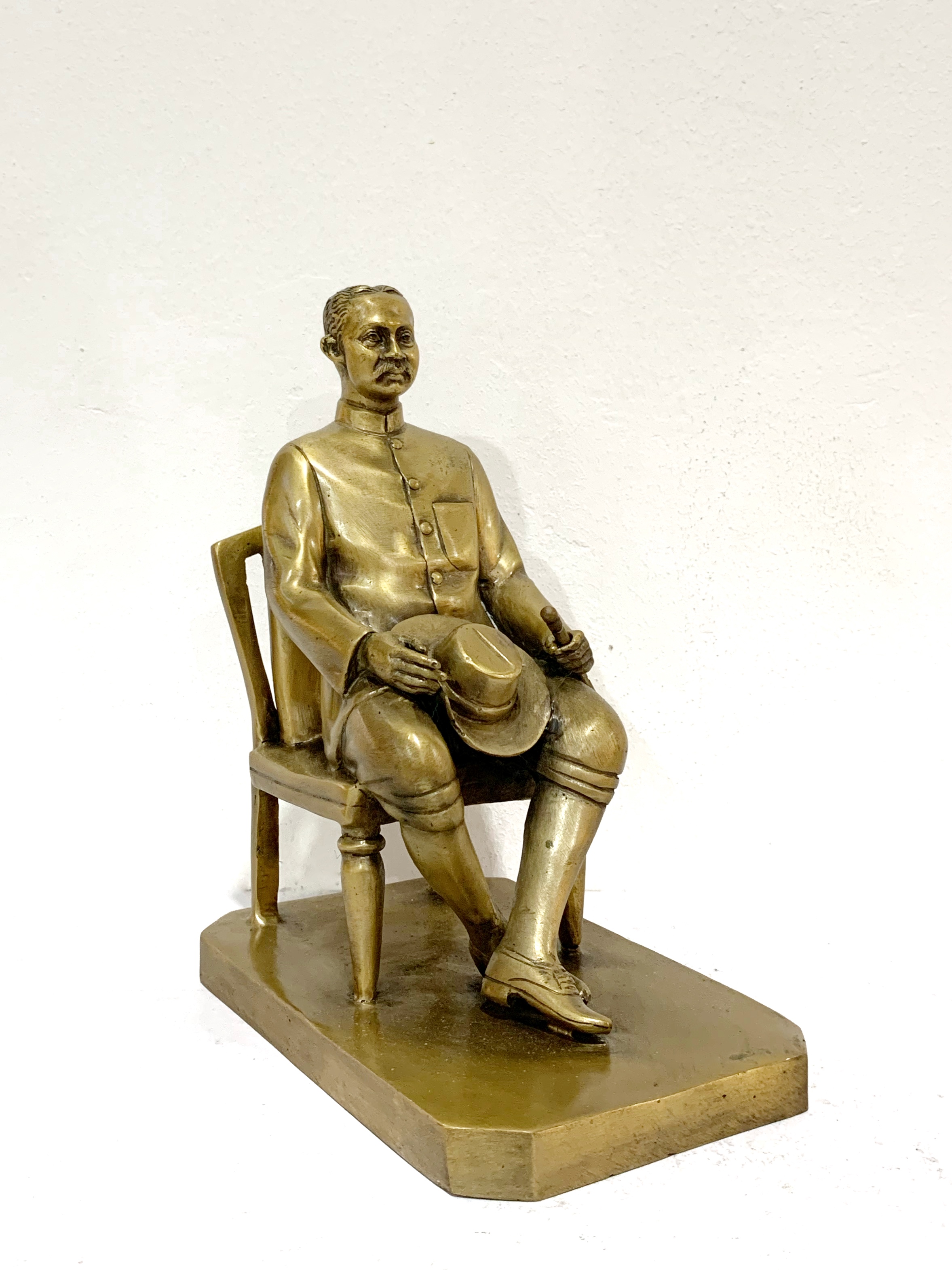 รัชกาลที่ 5 ประทับเก้าอี้ หน้าตัก 5 นิ้ว