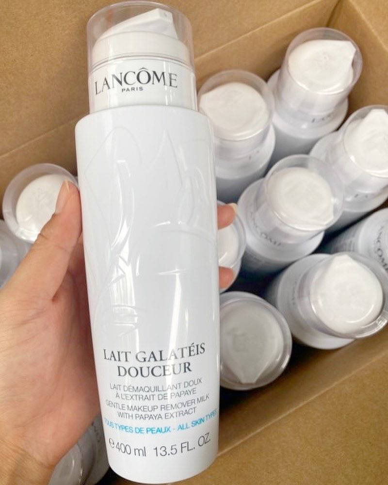 Lancome Lait Galateis Douceur Gentle Makeup Remover Milk With Papaya Extract (No Box 400 ml.)