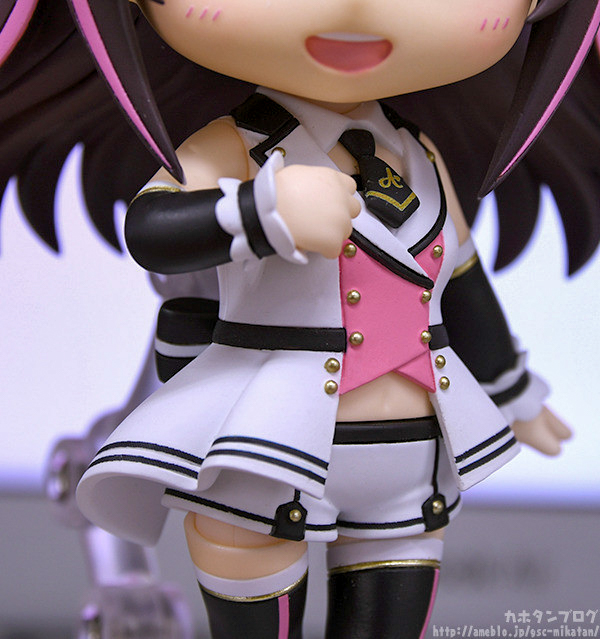 [In-Stock] Kizuna Ai 2019 Ver. - Nendoroid #1115 (Good Smile Company)