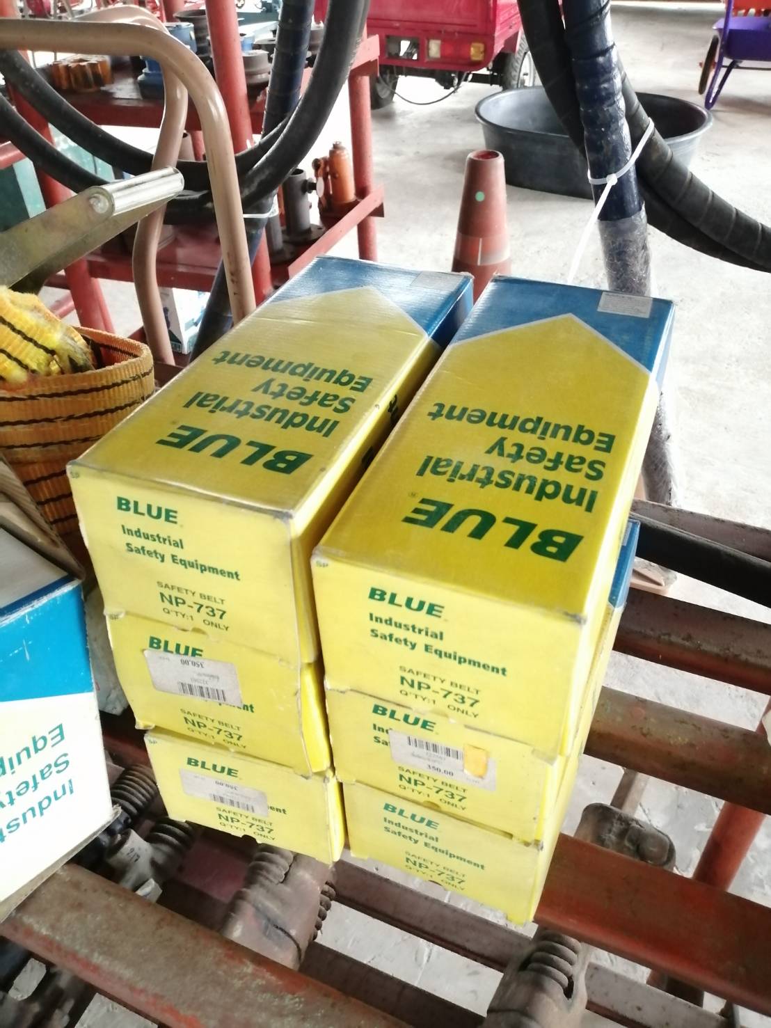 เข็มขัดนิรภัย NP737