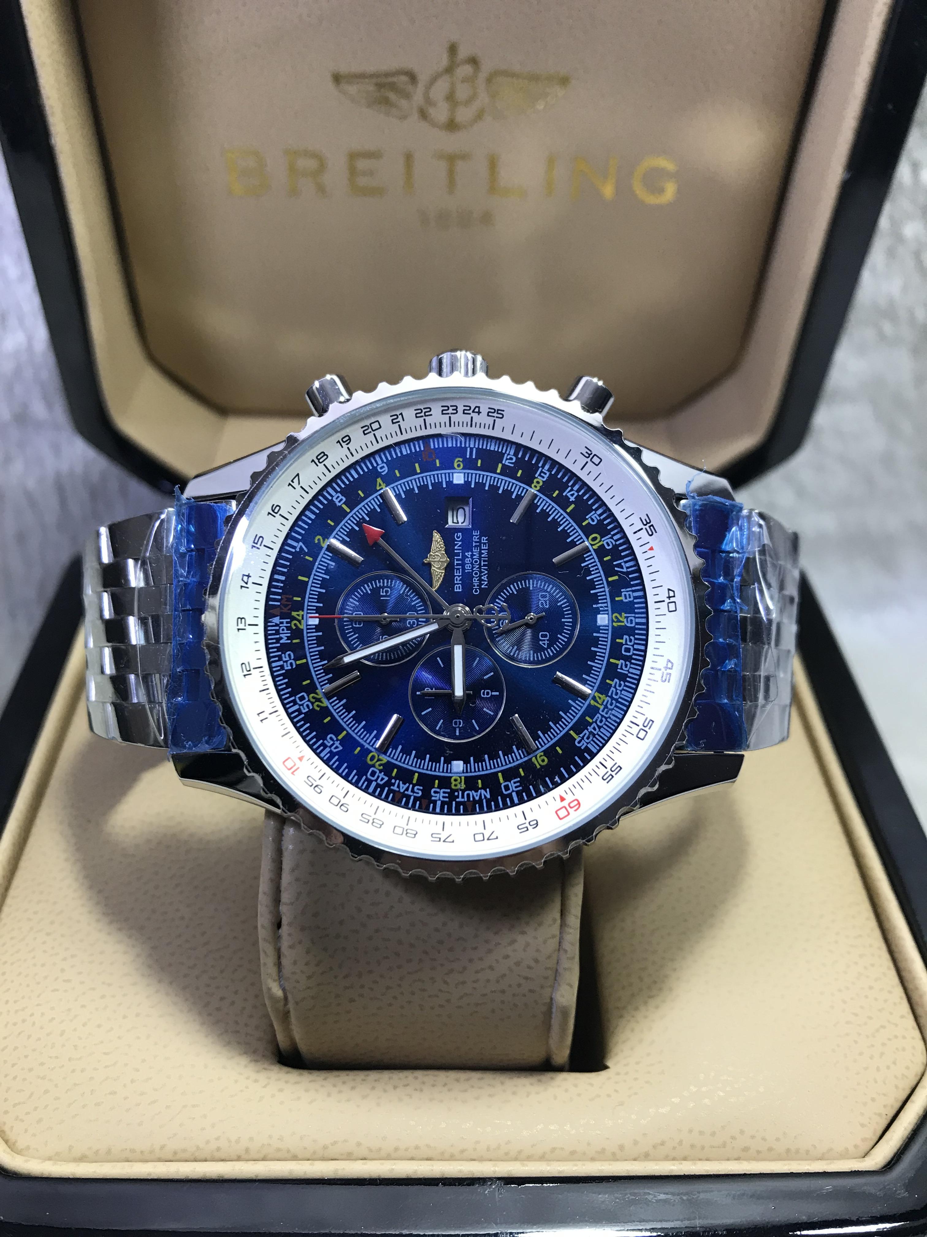 Breitling Navitimer