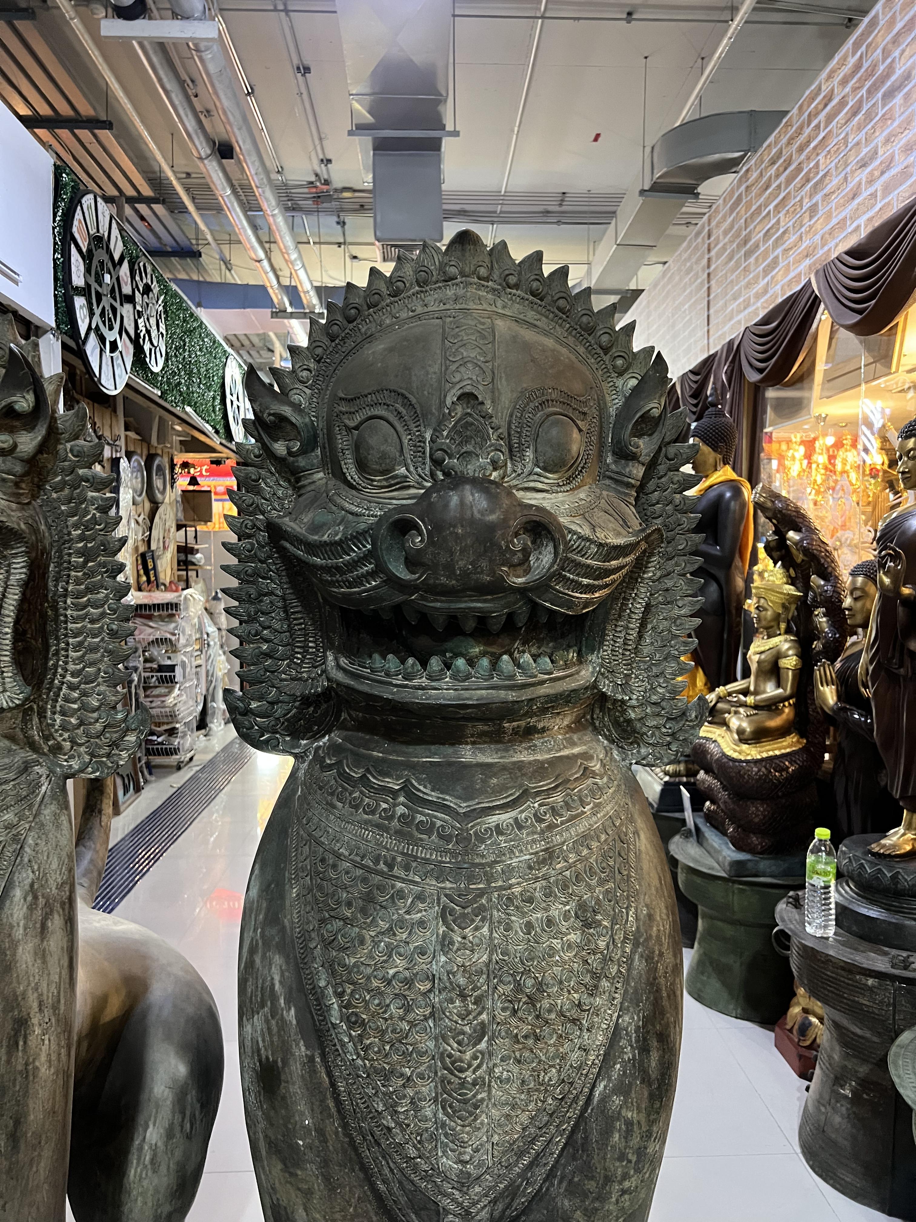 สิงโต (คู่) ขนาดใหญ่