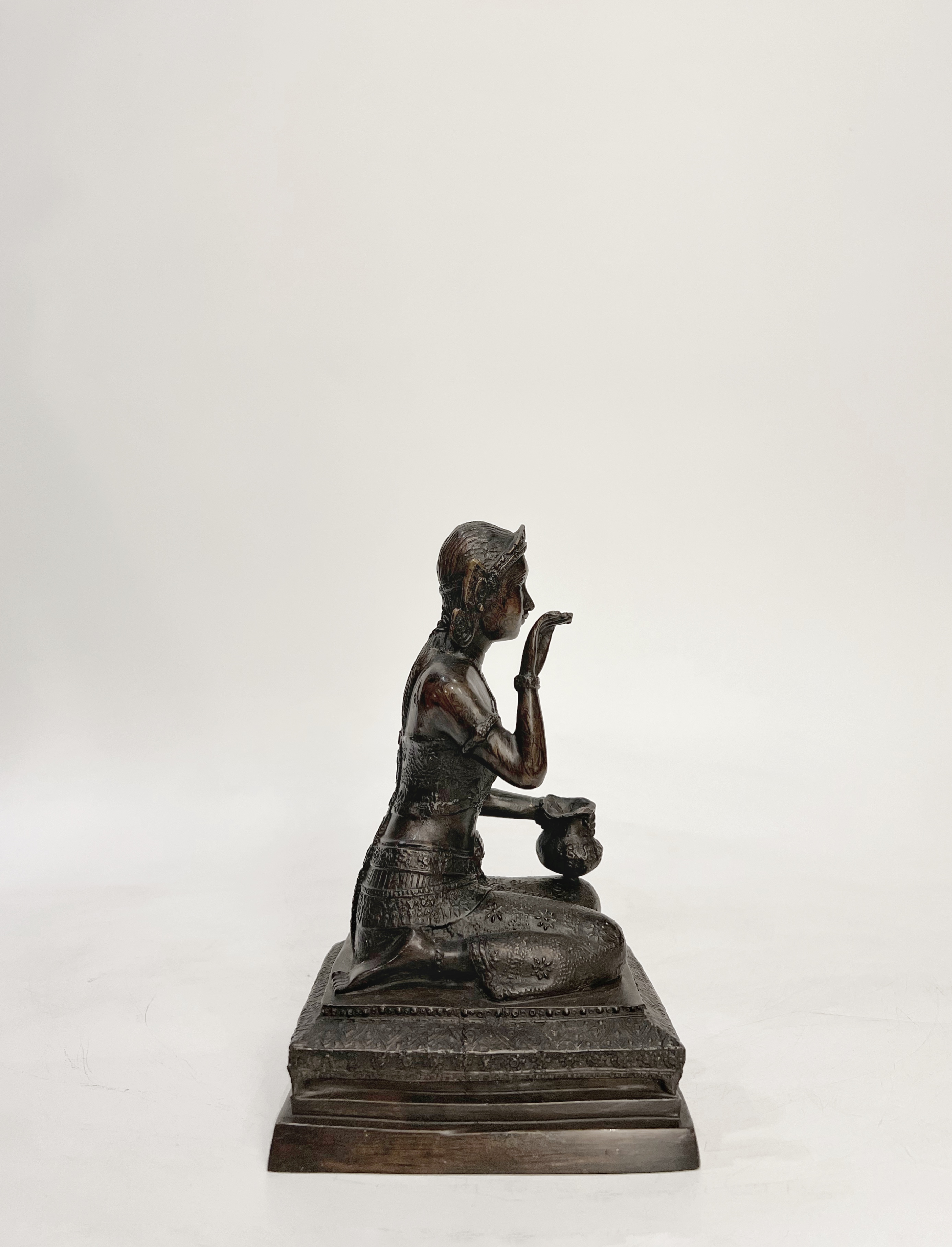 แม่นางกวัก หน้าตัก 5 นิ้ว