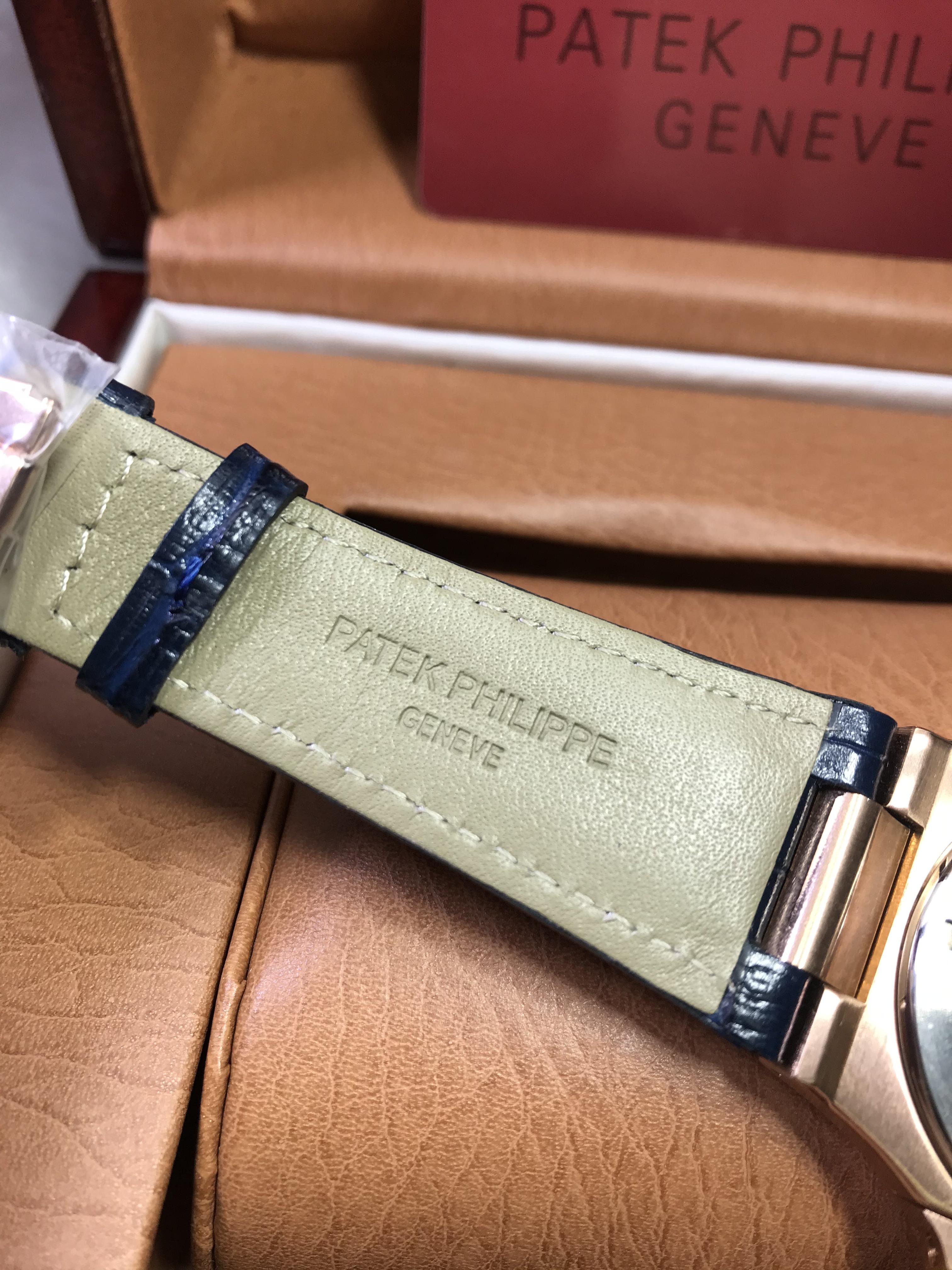 Patek Philippe Nautilus 5712